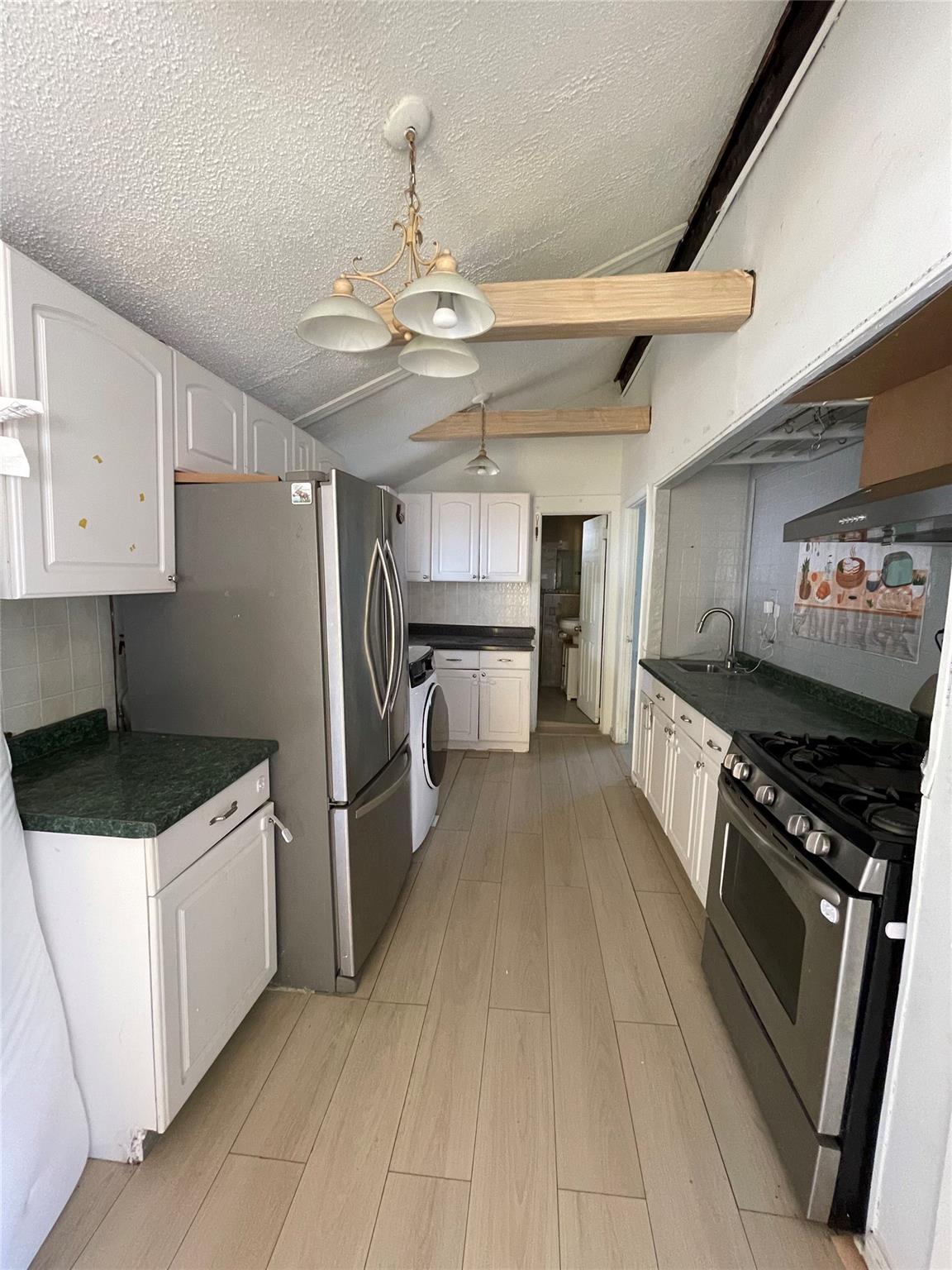 Single Family Pennyfield  Bronx, NY 10465, MLS-873781-7