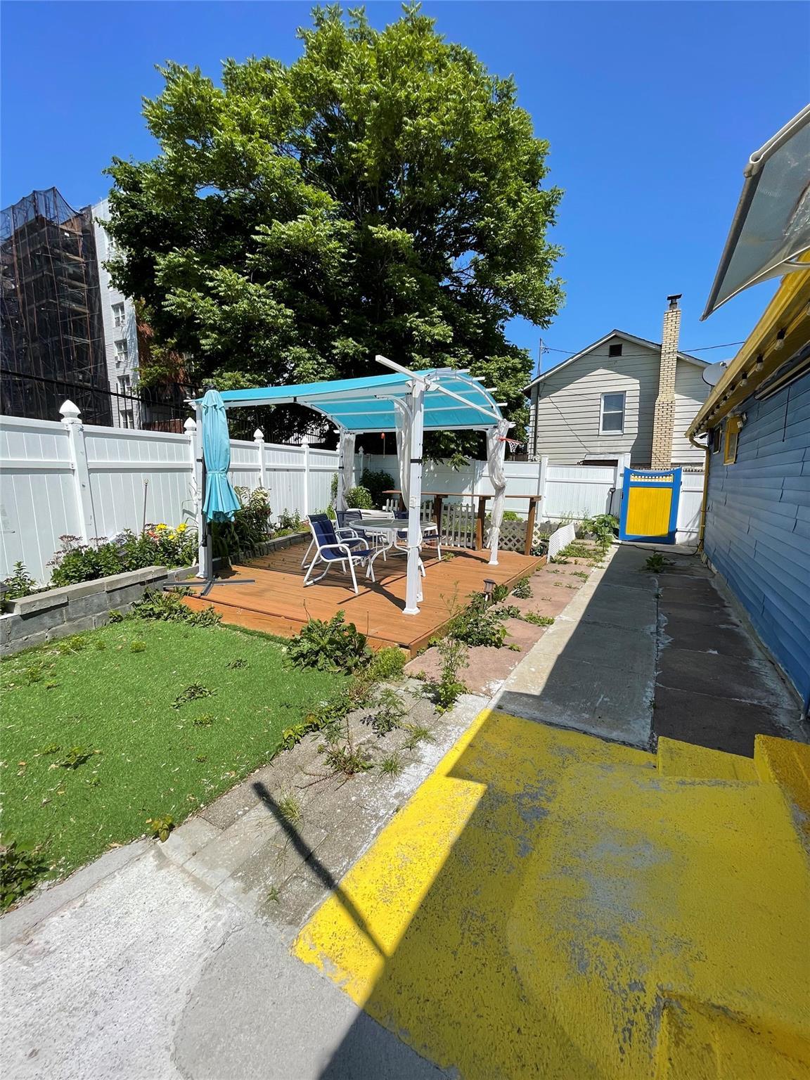 Single Family Pennyfield  Bronx, NY 10465, MLS-873781-8