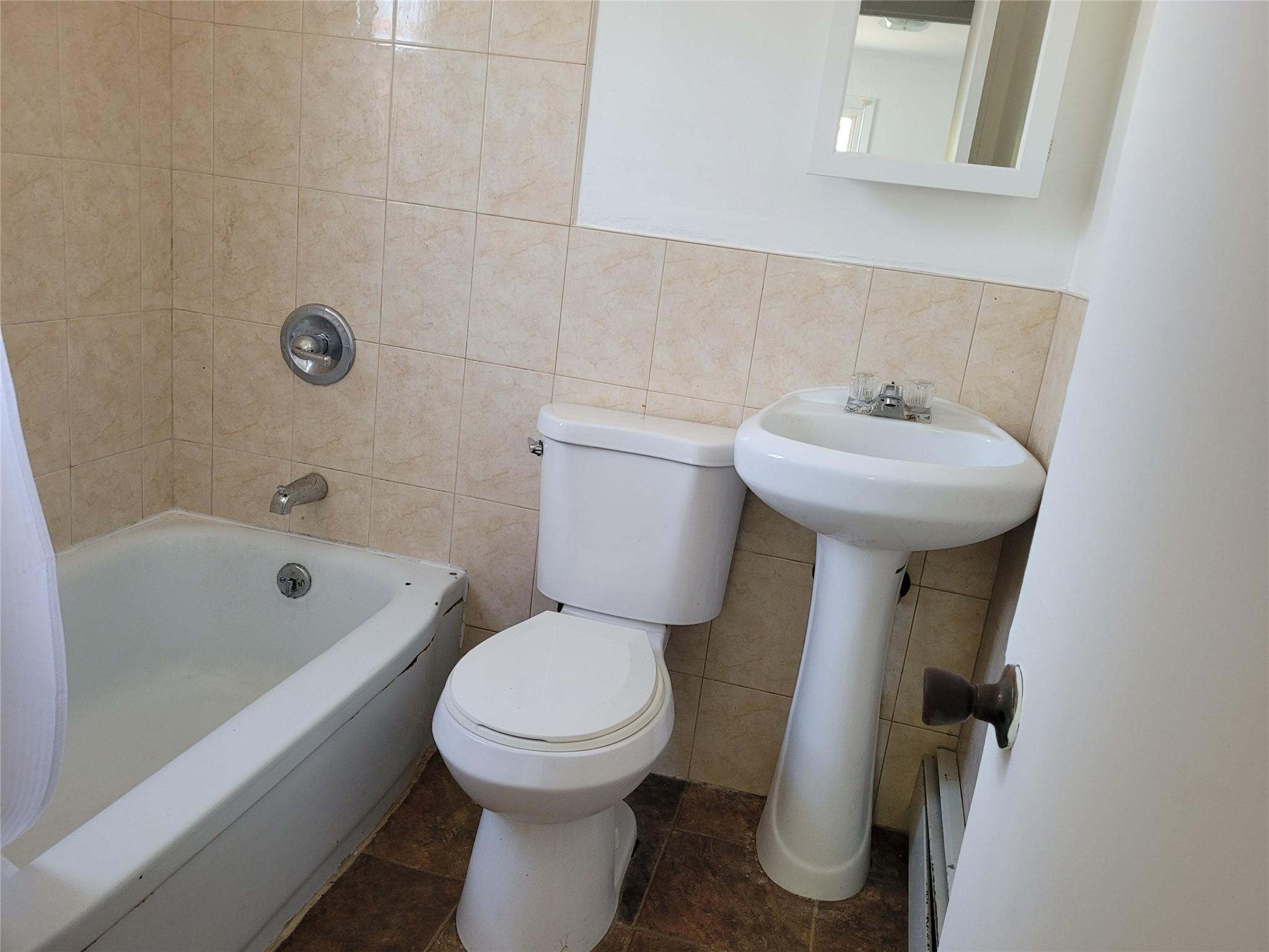 Single Family Louis  Nassau County, NY 11003, MLS-873789-15