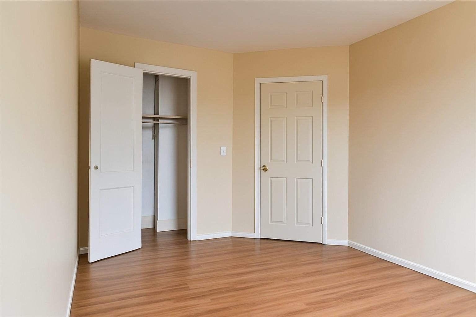 Single Family Hawtree  Queens, NY 11417, MLS-873790-25