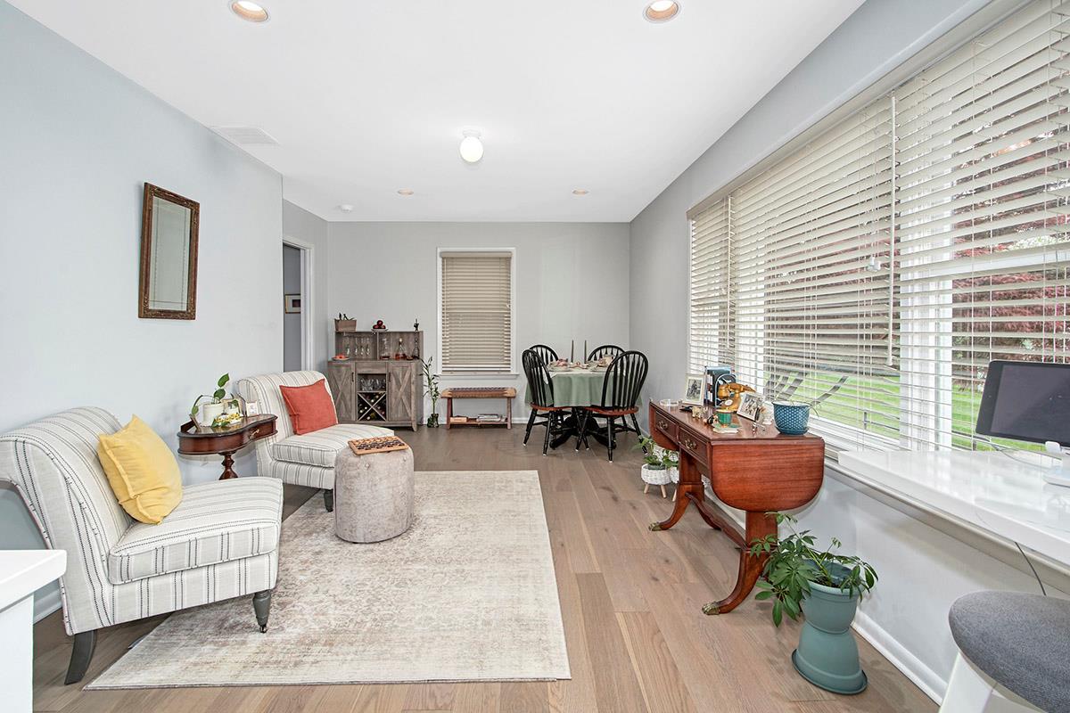 Single Family Carriage  Westchester County, NY 10605, MLS-873791-16