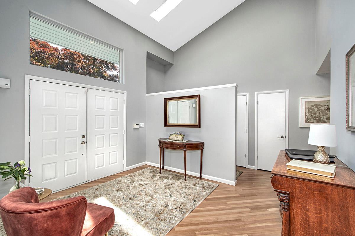 Single Family Carriage  Westchester County, NY 10605, MLS-873791-2