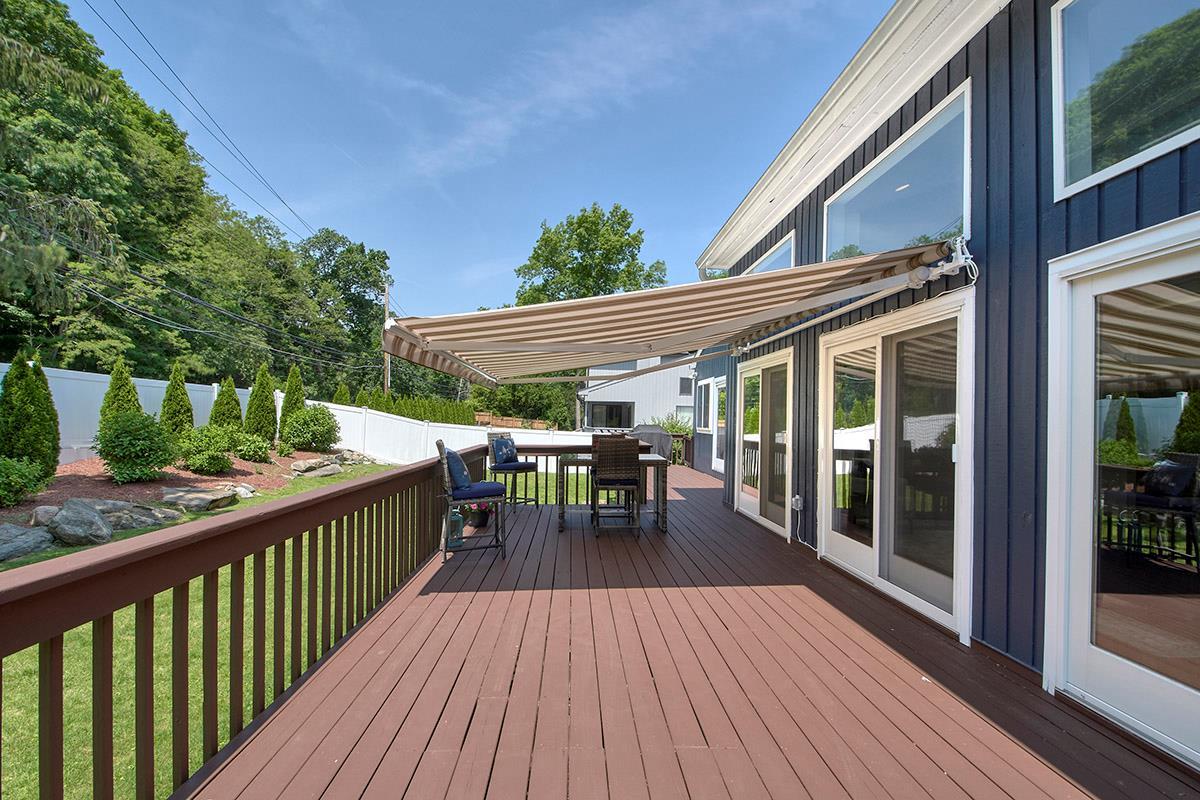 Single Family Carriage  Westchester County, NY 10605, MLS-873791-24