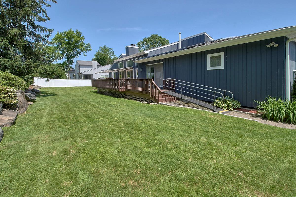 Single Family Carriage  Westchester County, NY 10605, MLS-873791-25