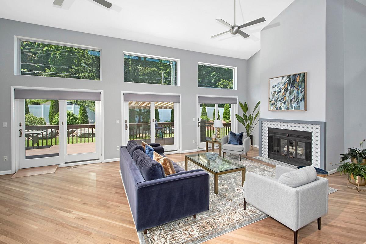 Single Family Carriage  Westchester County, NY 10605, MLS-873791-3