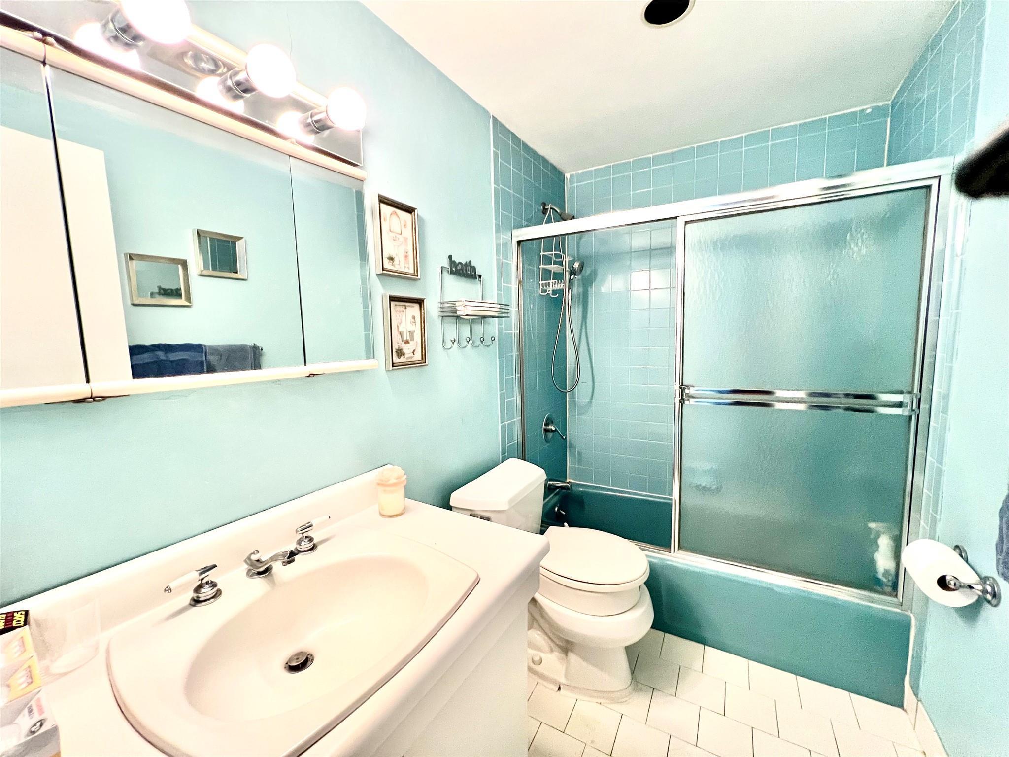 Single Family Golf  Nassau County, NY 11581, MLS-873801-14