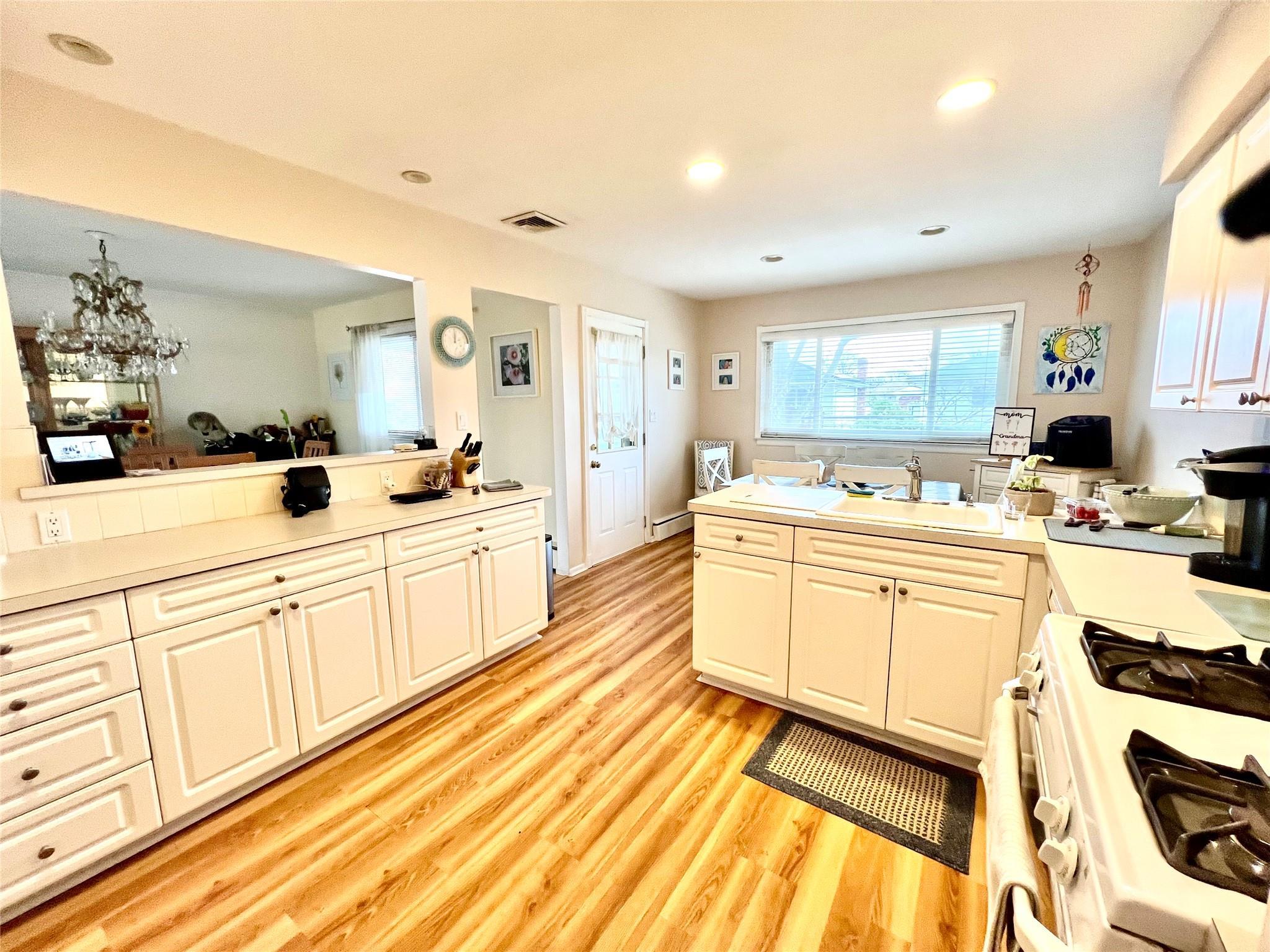 Single Family Golf  Nassau County, NY 11581, MLS-873801-4