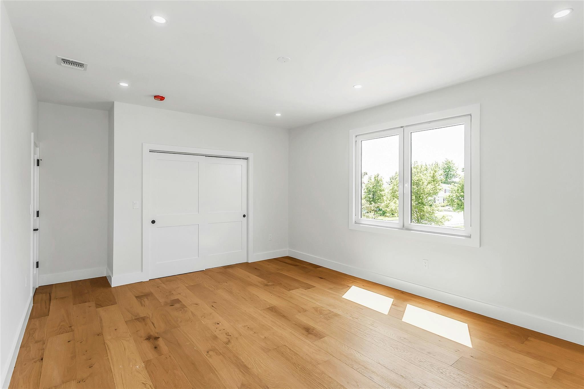 Single Family Vista  Nassau County, NY 11756, MLS-873842-33