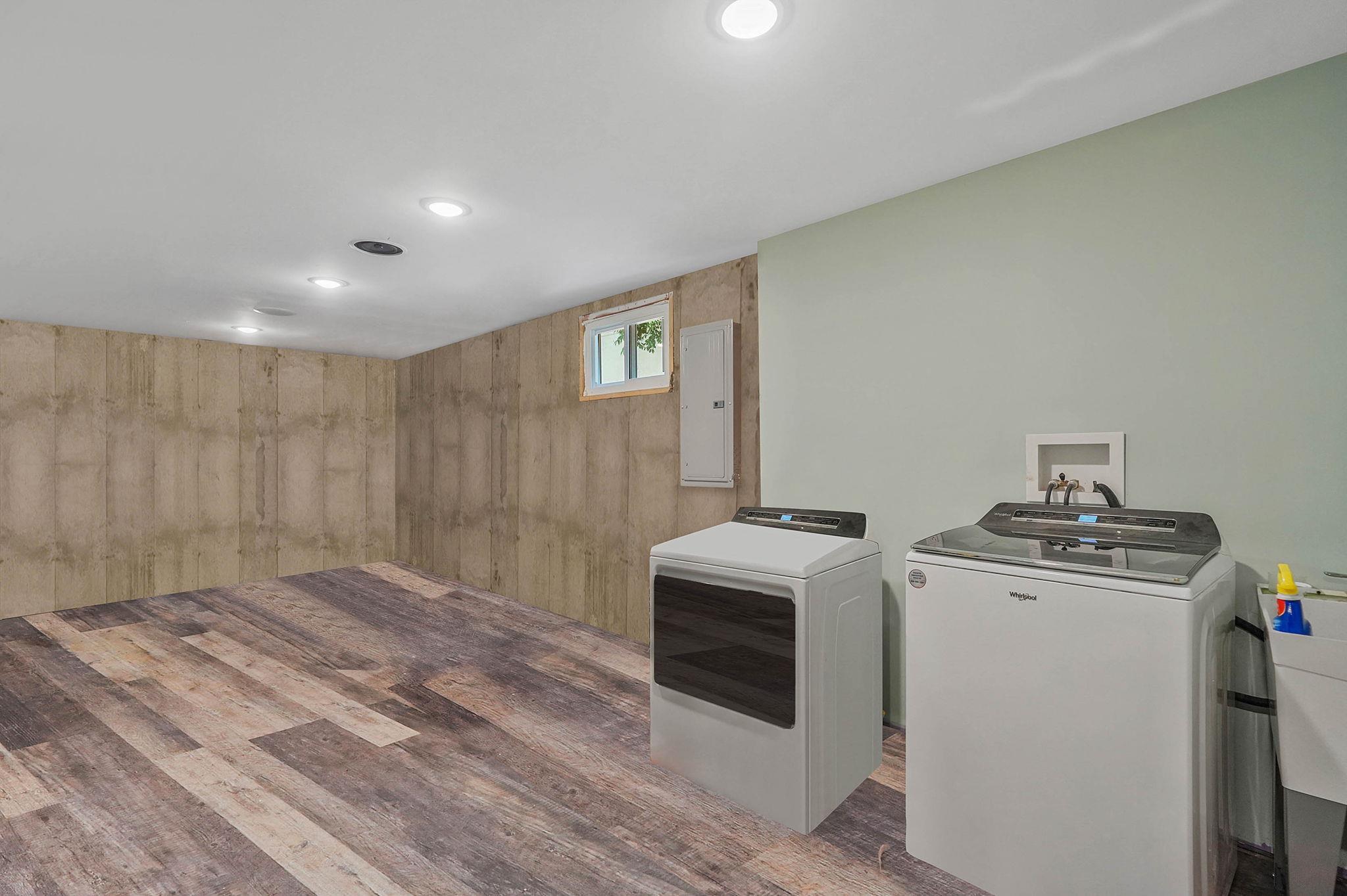 Single Family Pine Acres  Suffolk County, NY 11729, MLS-873845-31