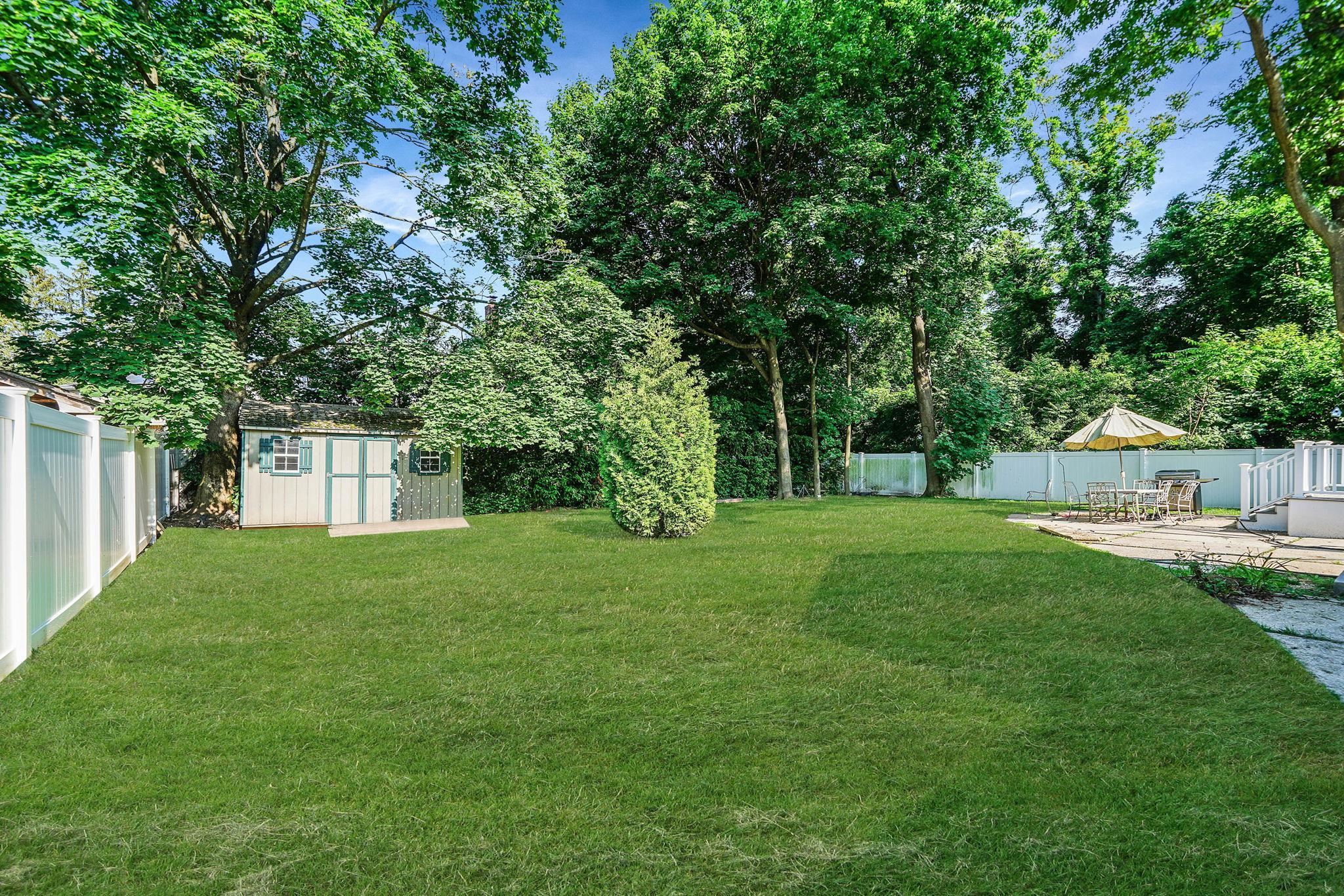 Single Family Pine Acres  Suffolk County, NY 11729, MLS-873845-37