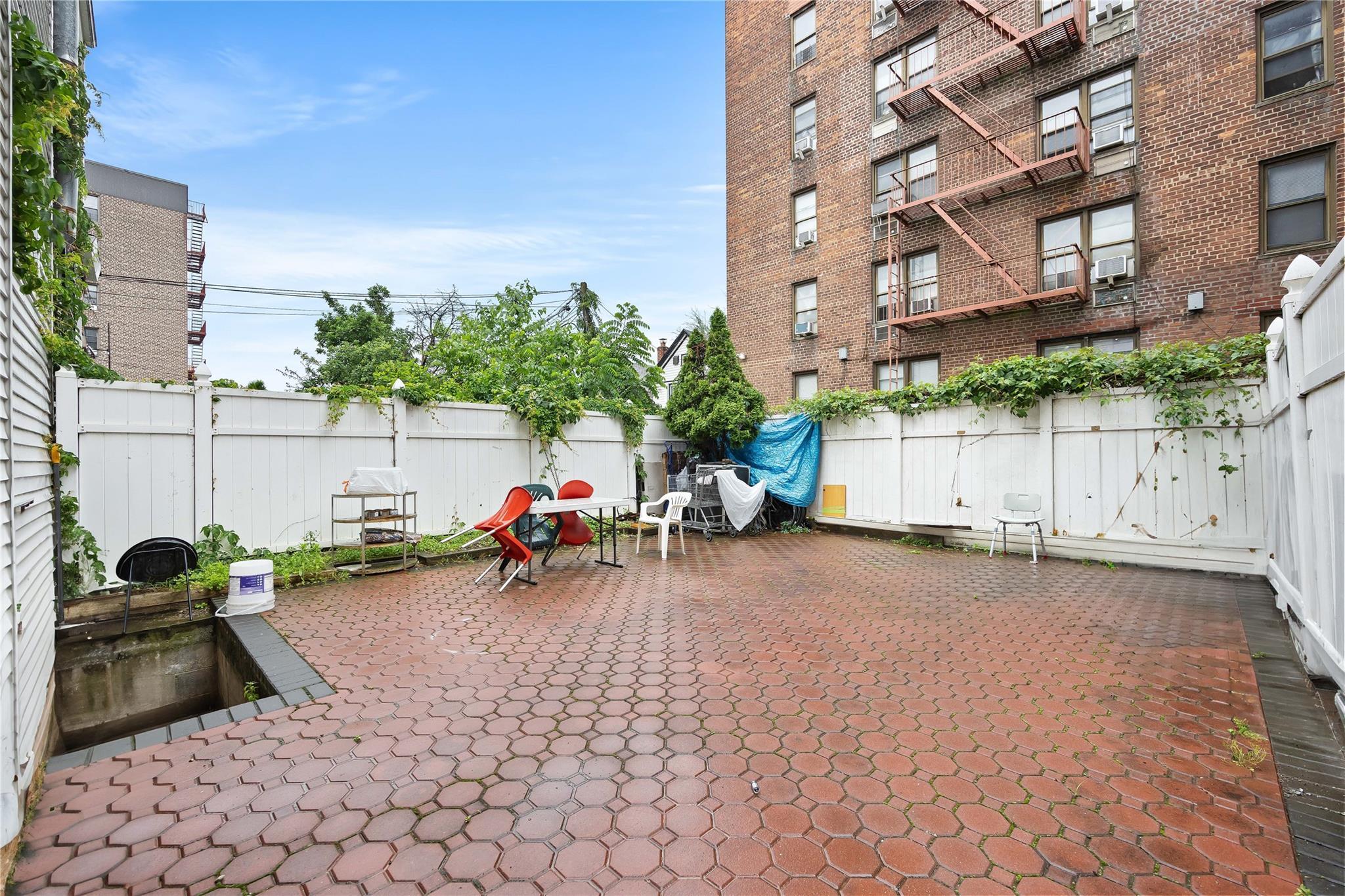 Single Family Elbertson  Queens, NY 11373, MLS-873862-7