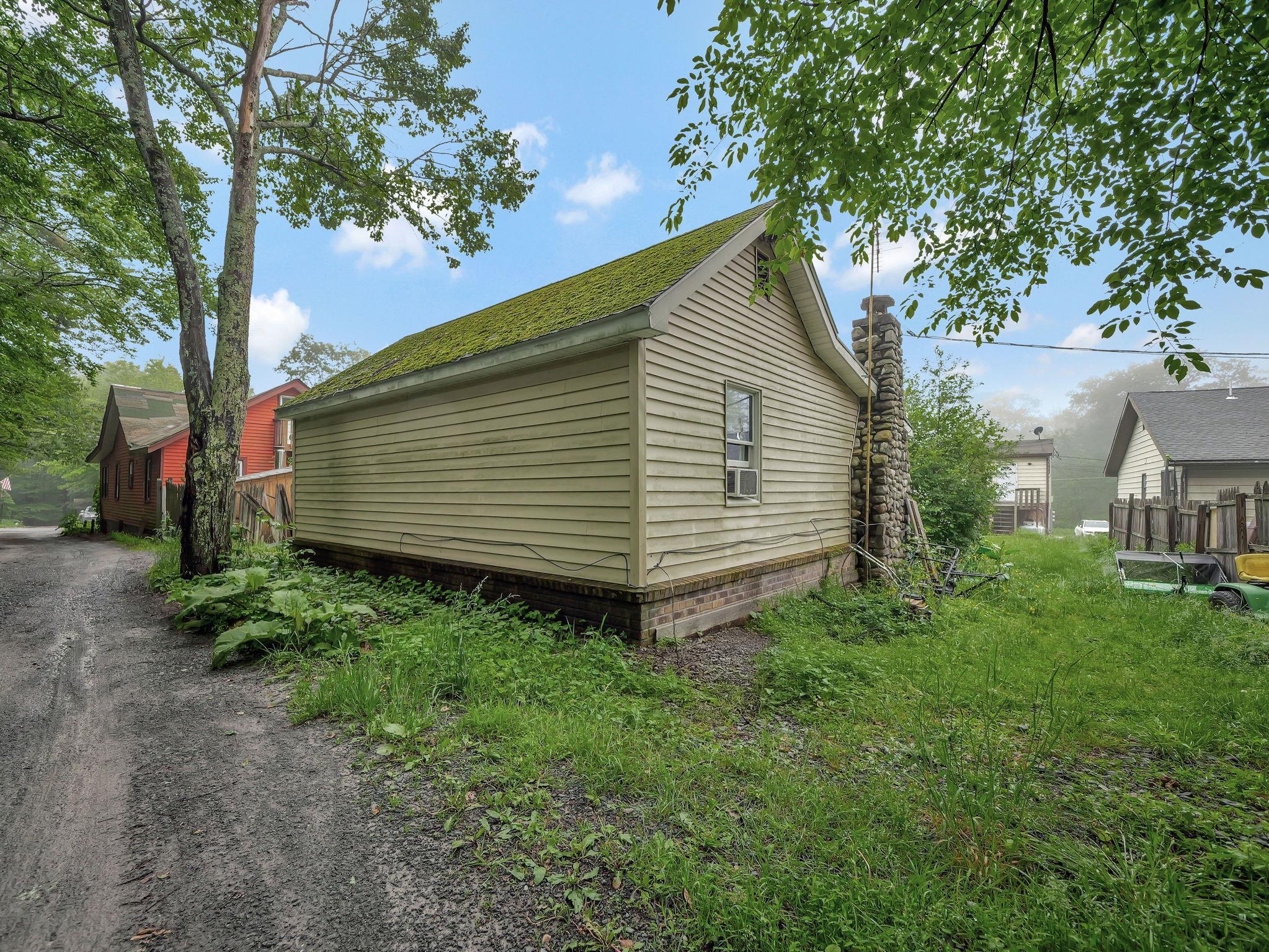 Single Family Wurtsboro Mountain  Sullivan County, NY 12790, MLS-873869-33