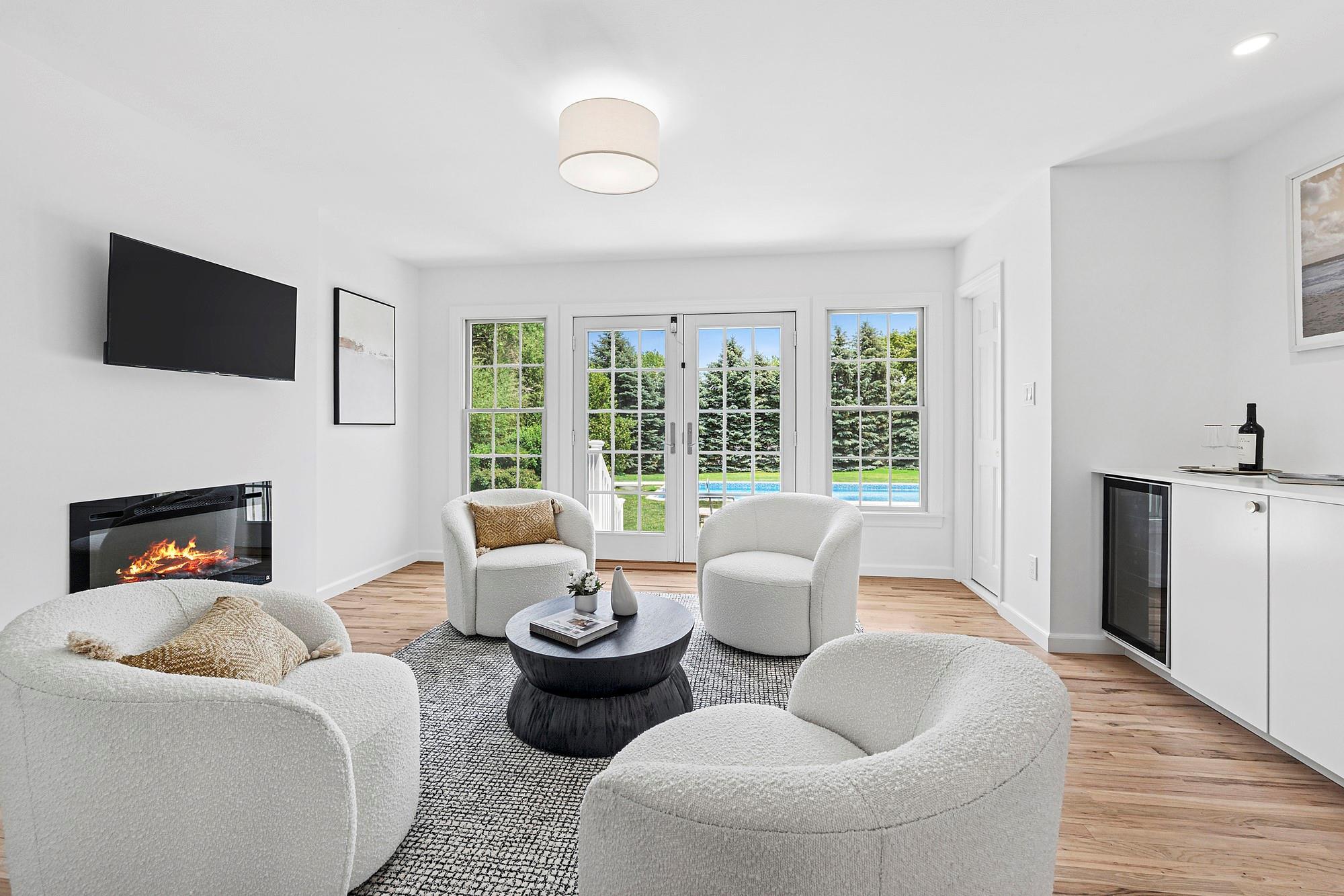 Single Family Reeve  Suffolk County, NY 11952, MLS-873870-4