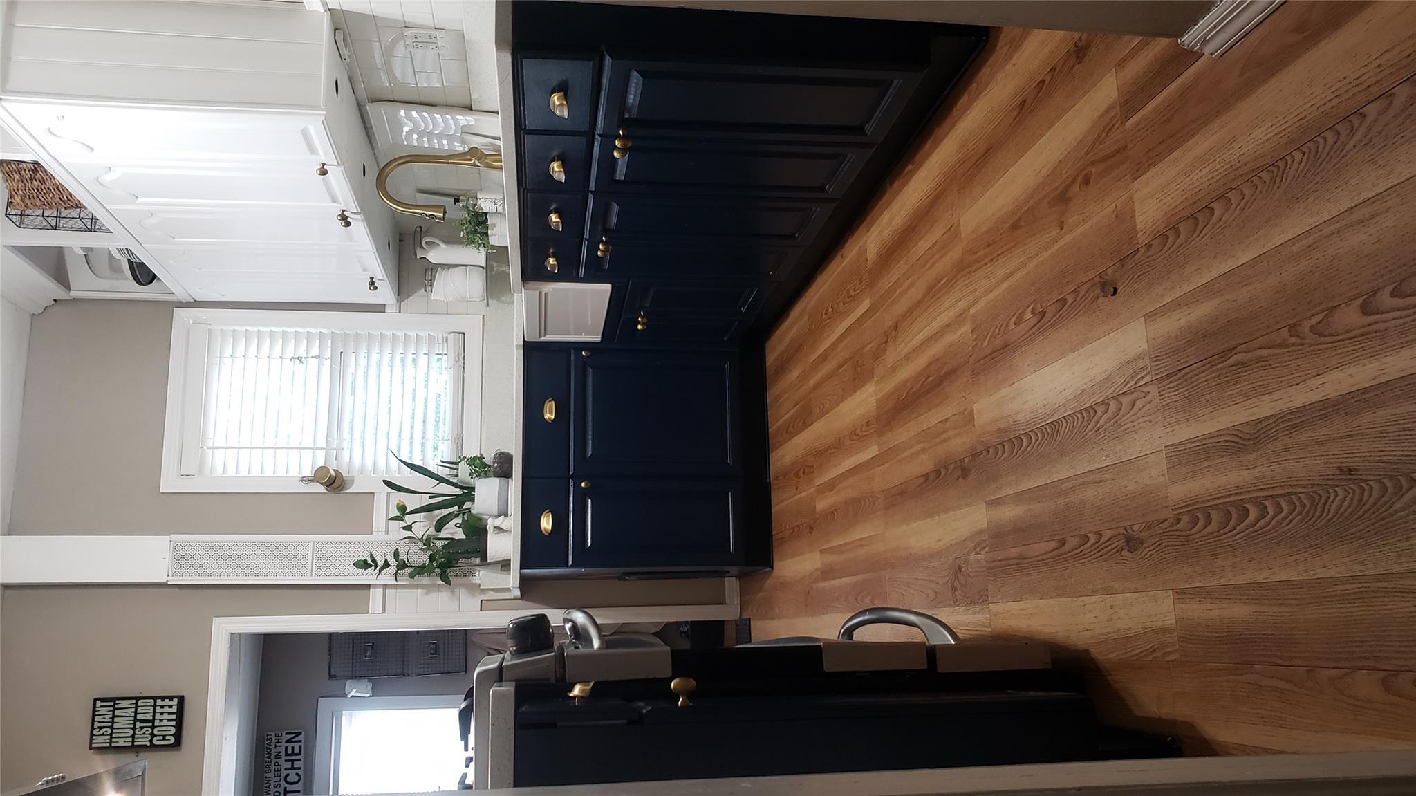 Single Family Logan  Bronx, NY 10465, MLS-873871-4