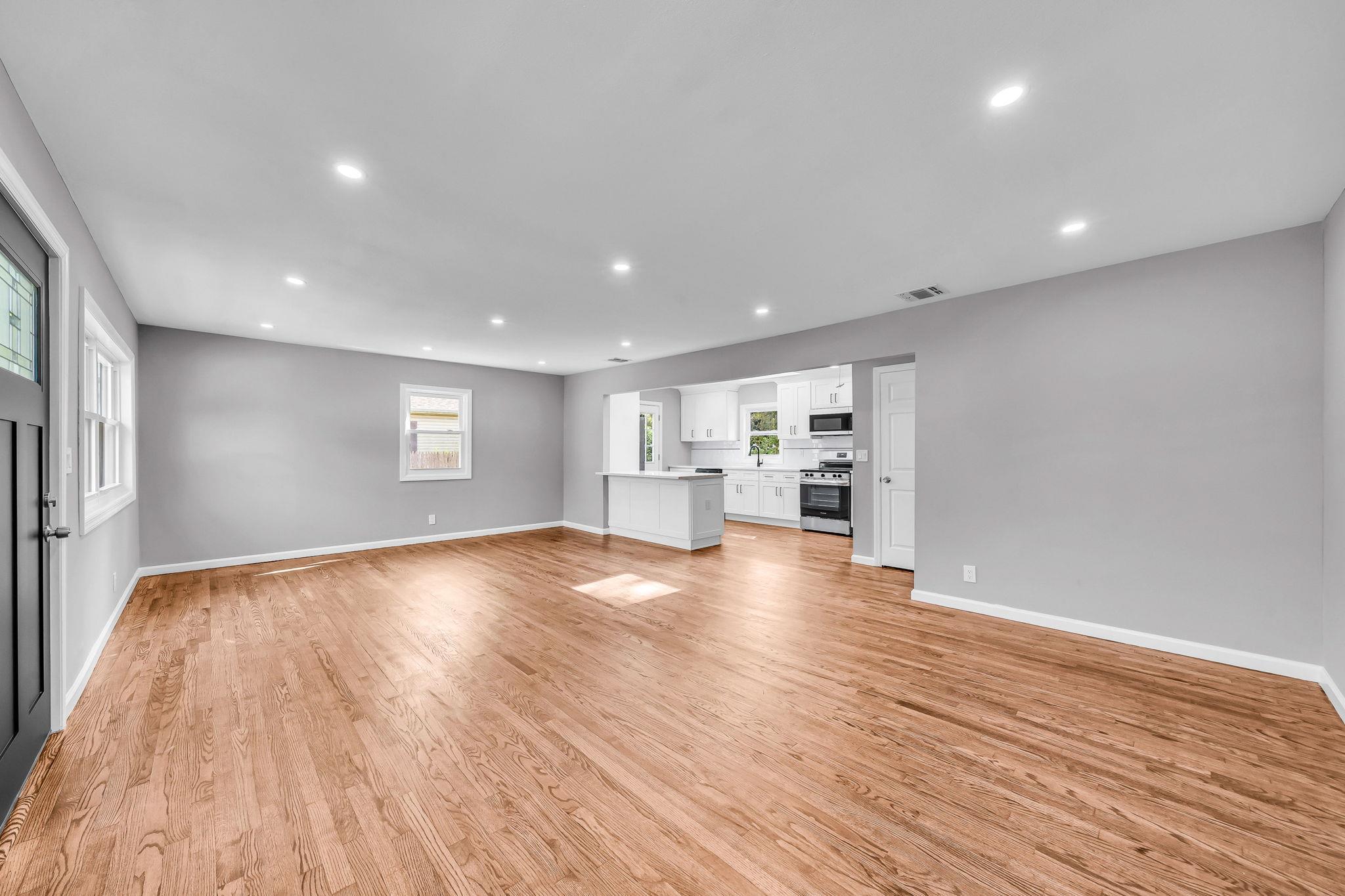 Single Family Brookdale  Suffolk County, NY 11706, MLS-873891-10