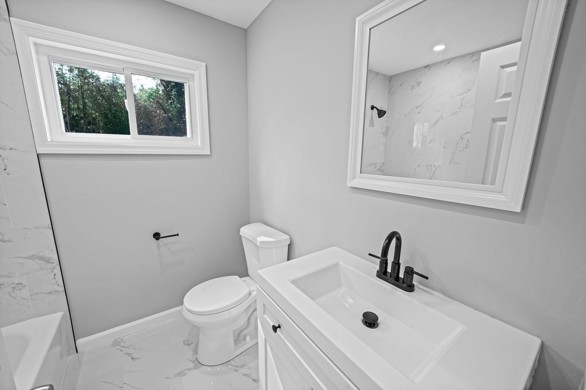 Single Family Brookdale  Suffolk County, NY 11706, MLS-873891-23
