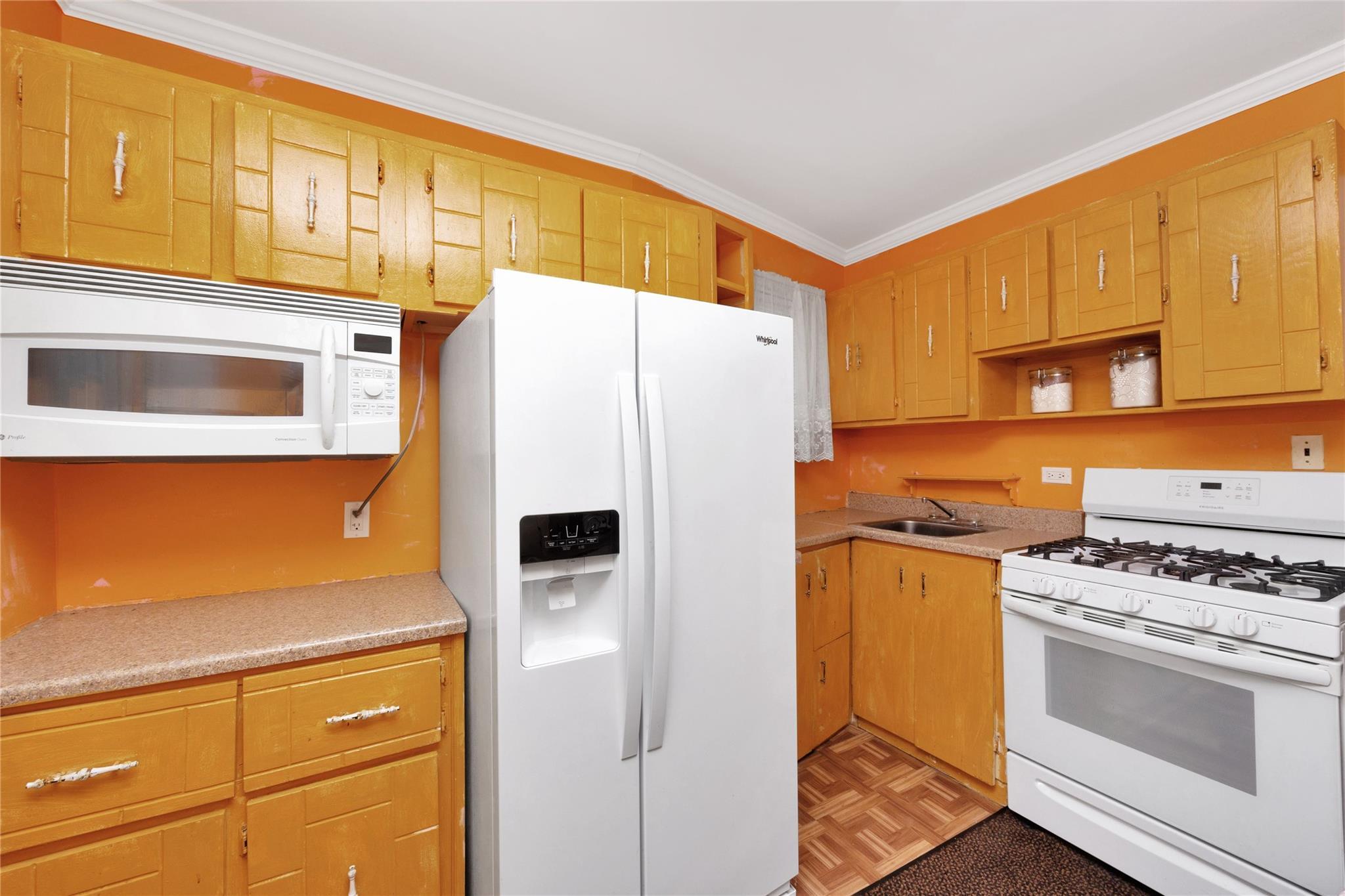 Single Family George  Queens, NY 11385, MLS-873902-8