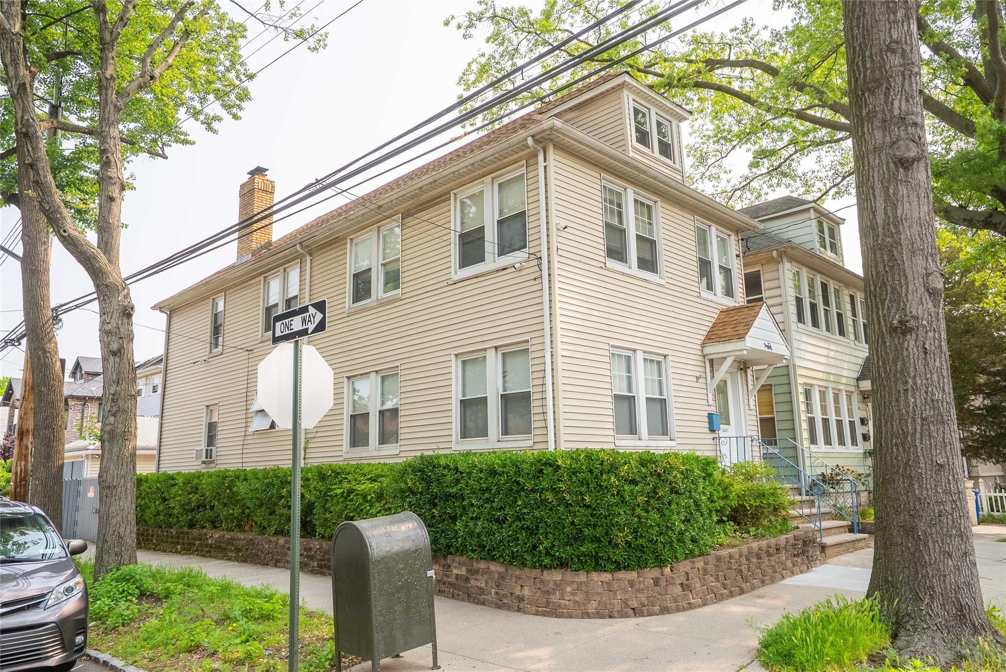 Single Family 9th  Queens, NY 11356, MLS-873904-2