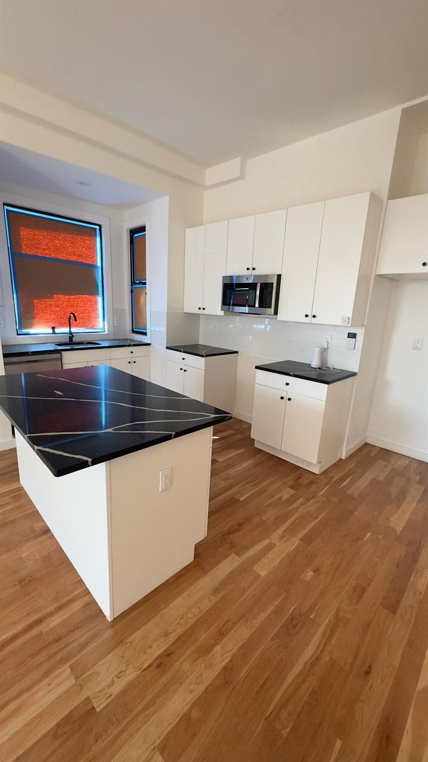 Single Family Radde  Brooklyn, NY 11233, MLS-873905-21