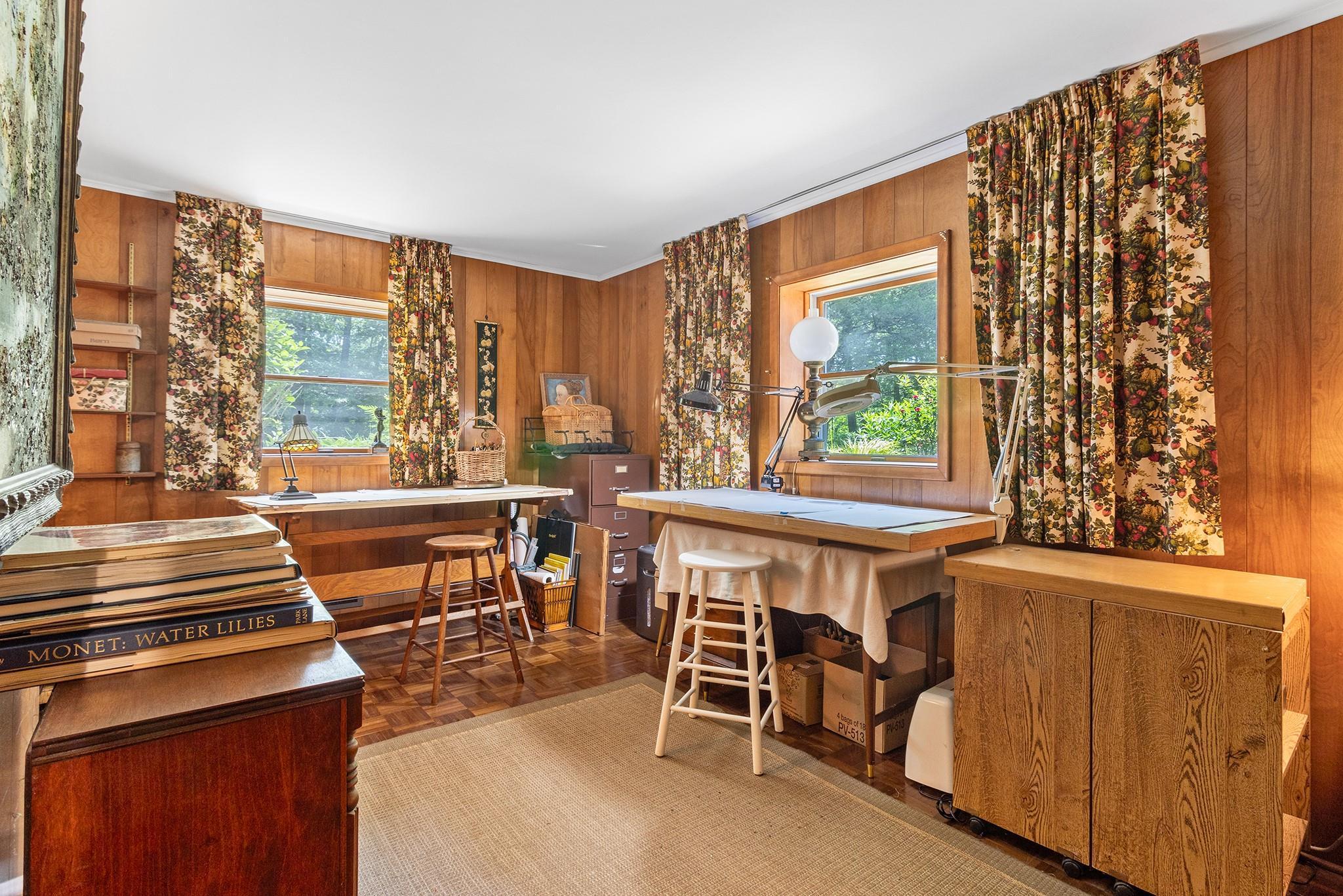 Single Family Saw Mill  Suffolk County, NY 11724, MLS-873907-32