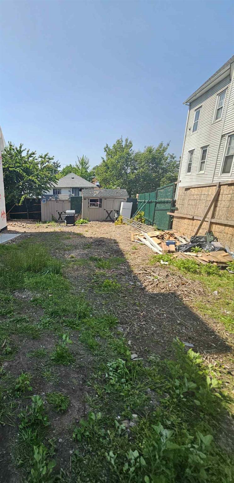 Single Family Belair Rd  Staten Island, NY 10305, MLS-873916-2