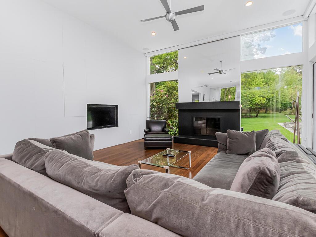 Single Family Hands Creek  Suffolk County, NY 11937, MLS-873926-28