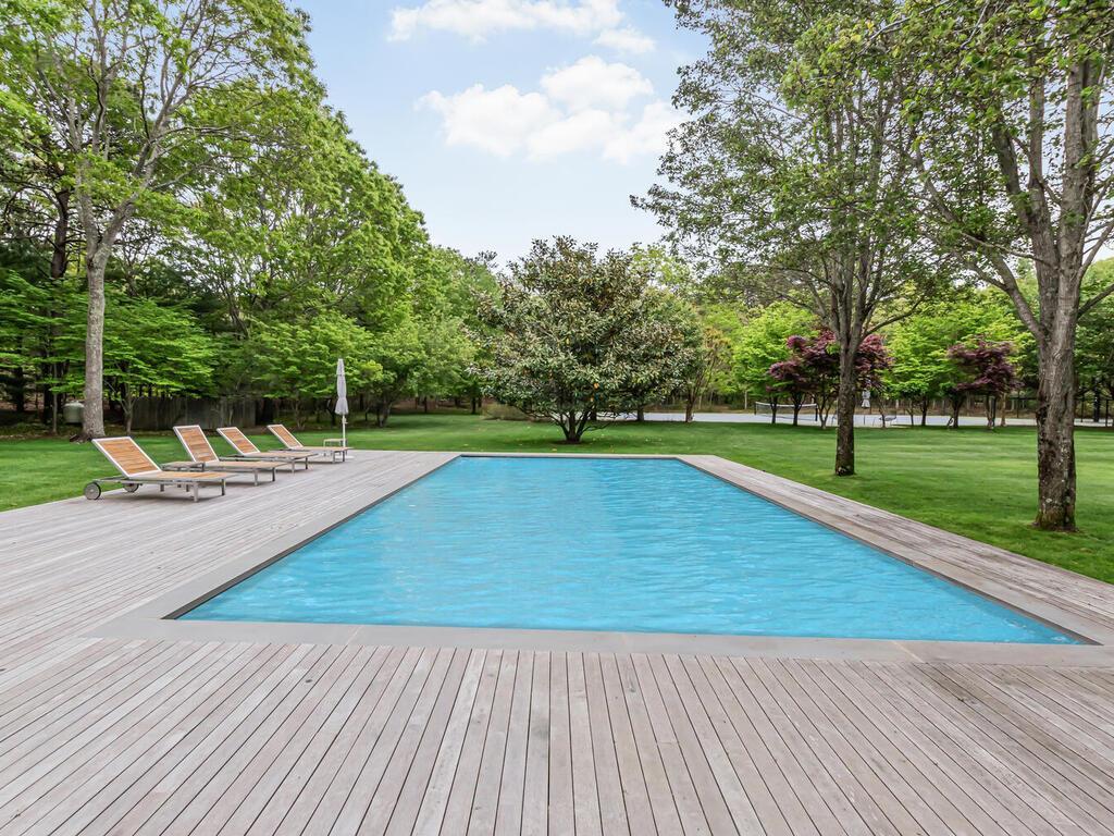 Single Family Hands Creek  Suffolk County, NY 11937, MLS-873926-39