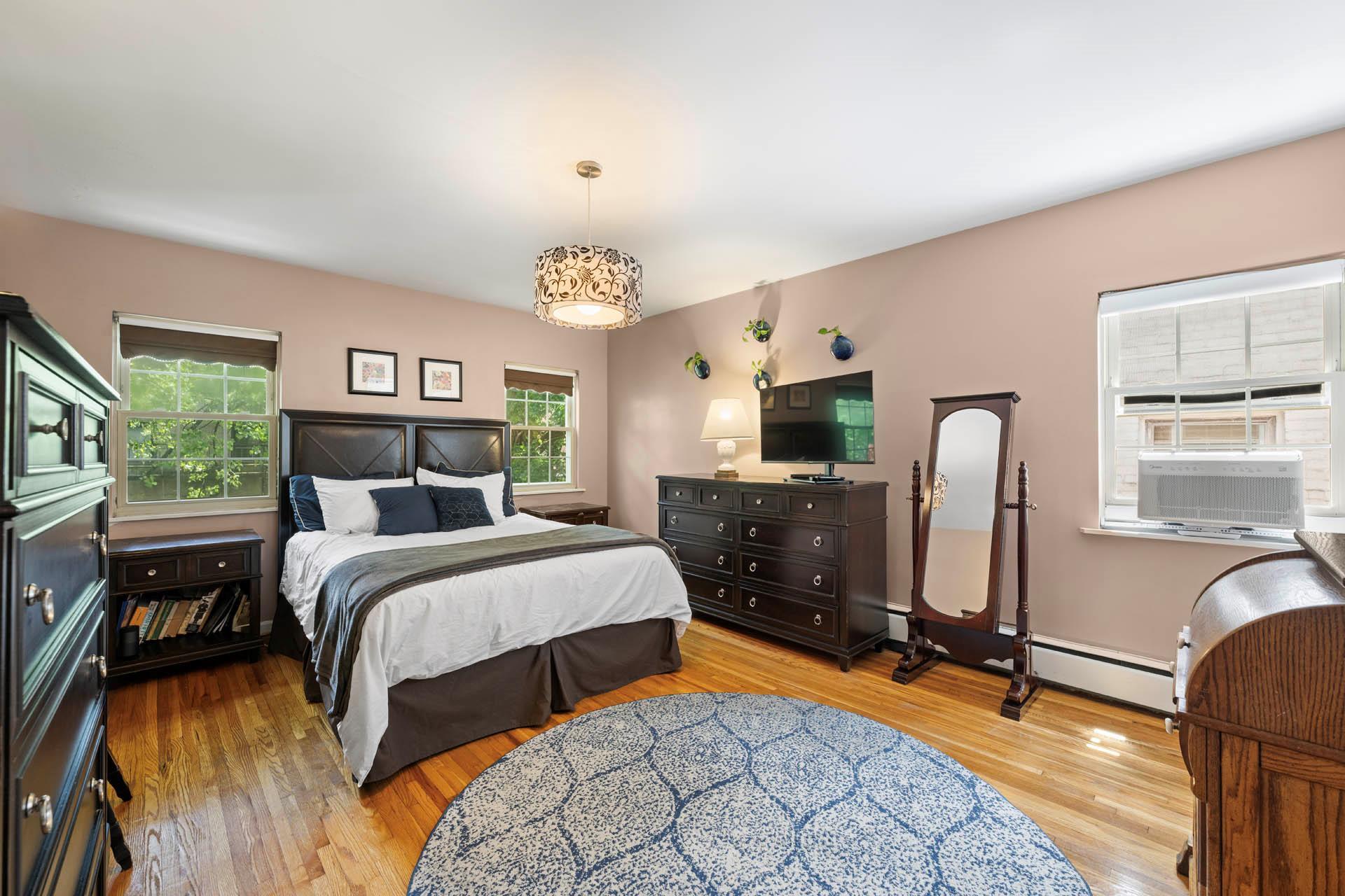 Single Family Post  Bronx, NY 10471, MLS-873949-10