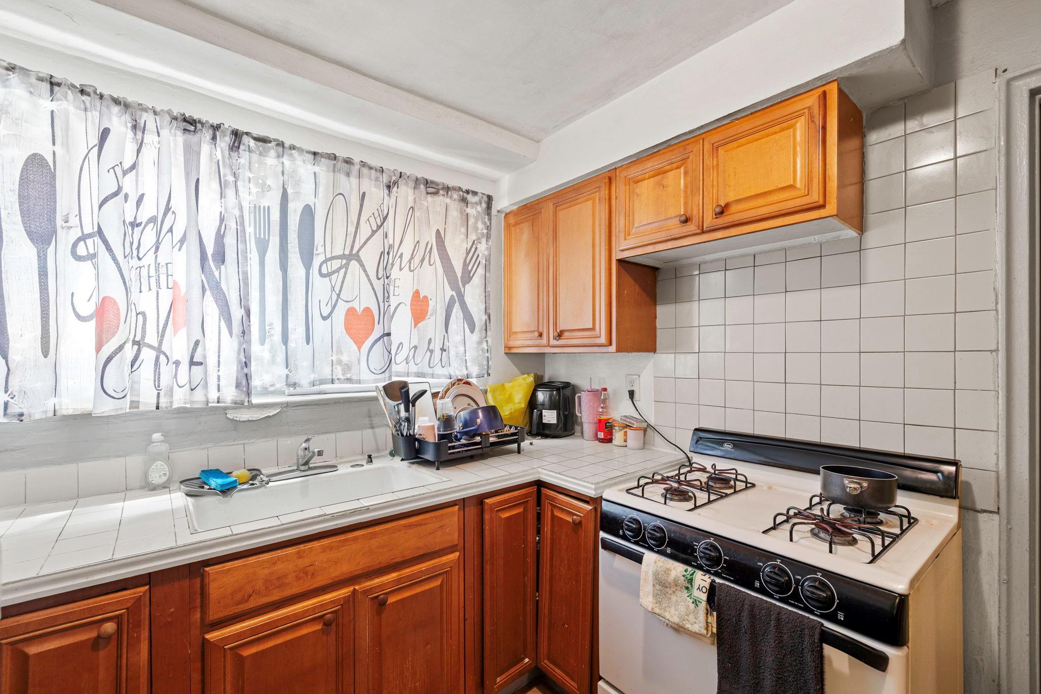 Single Family Wilder  Bronx, NY 10466, MLS-873951-11