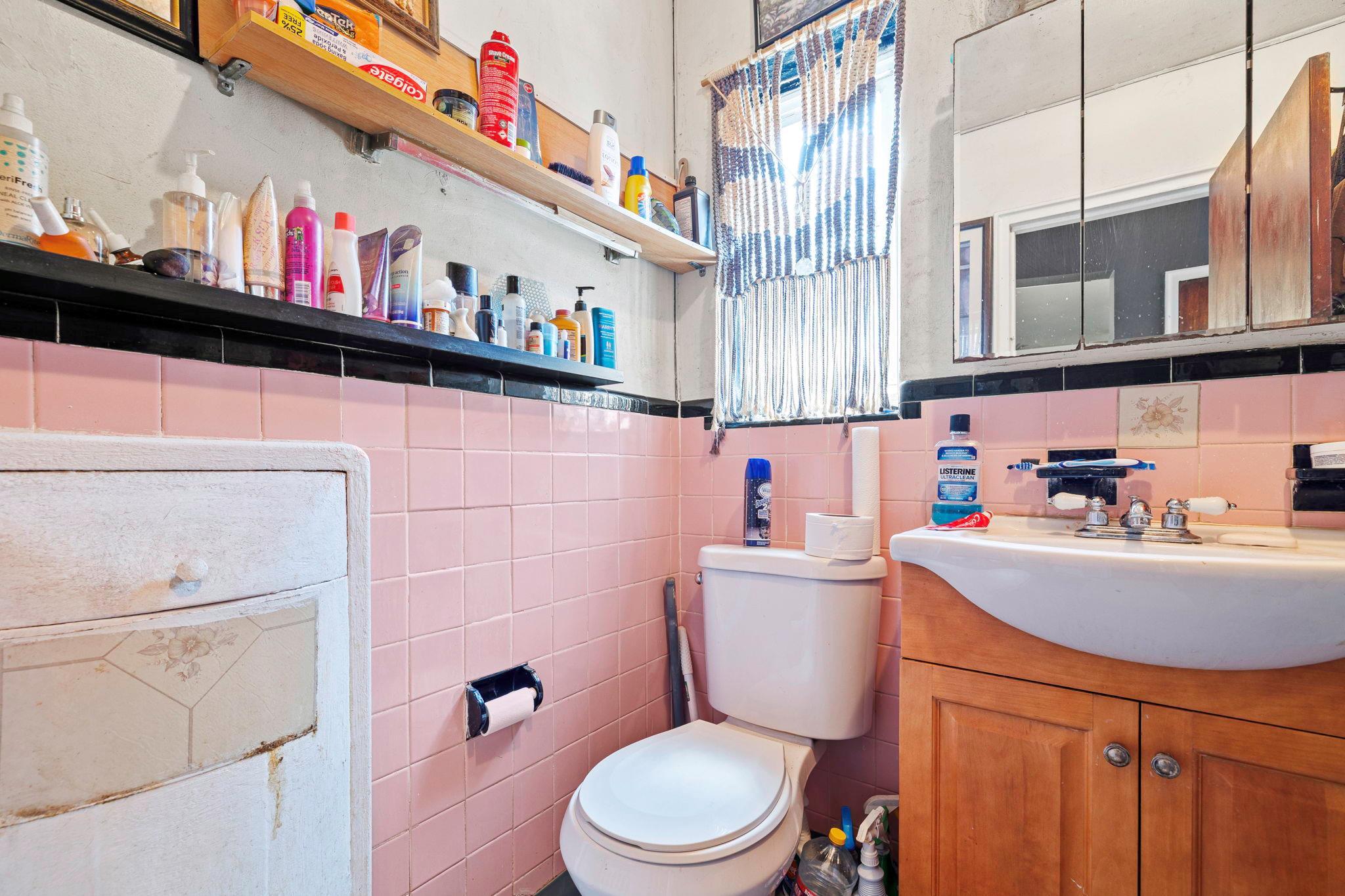 Single Family Wilder  Bronx, NY 10466, MLS-873951-17