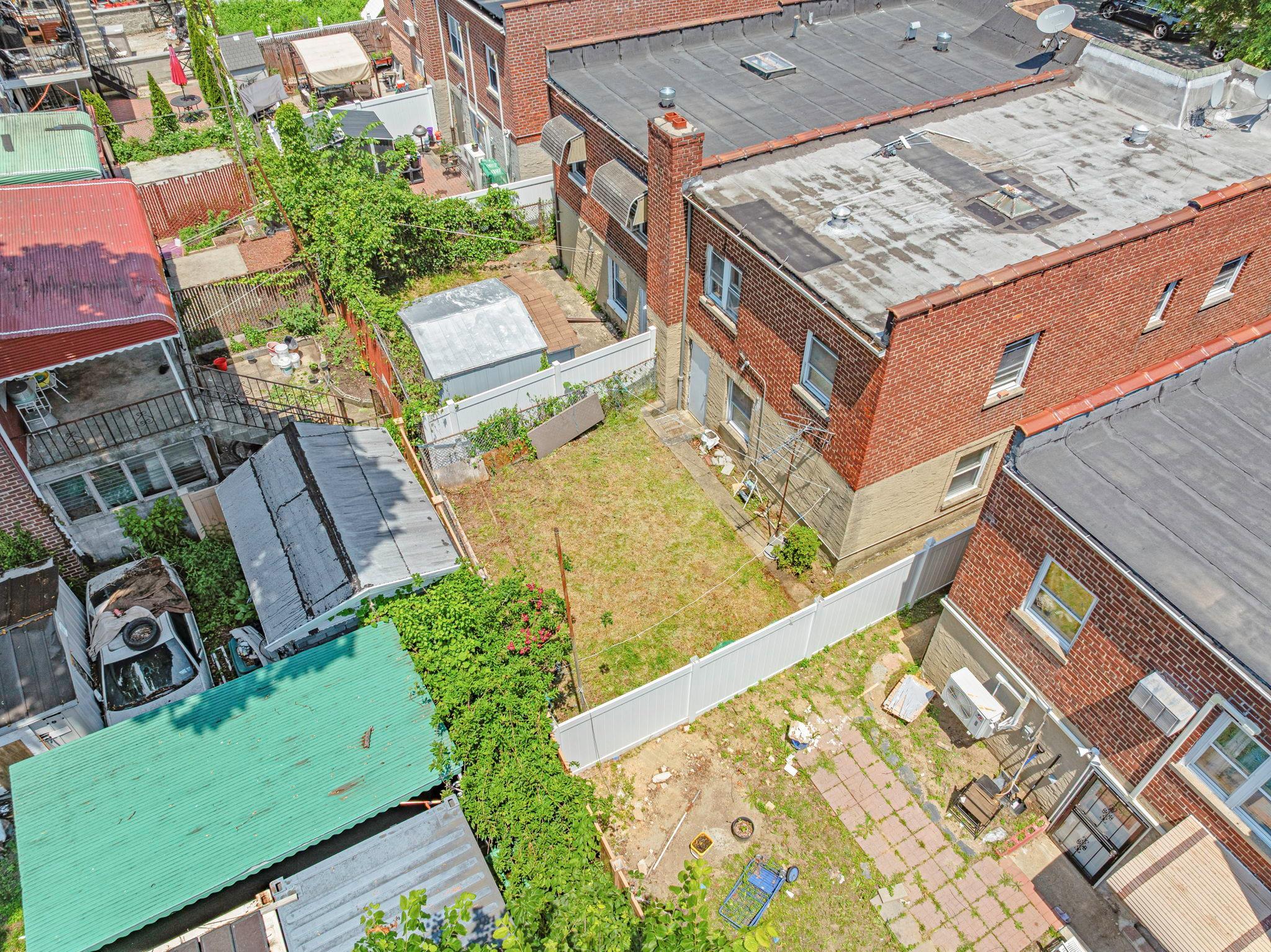 Single Family Wilder  Bronx, NY 10466, MLS-873951-6