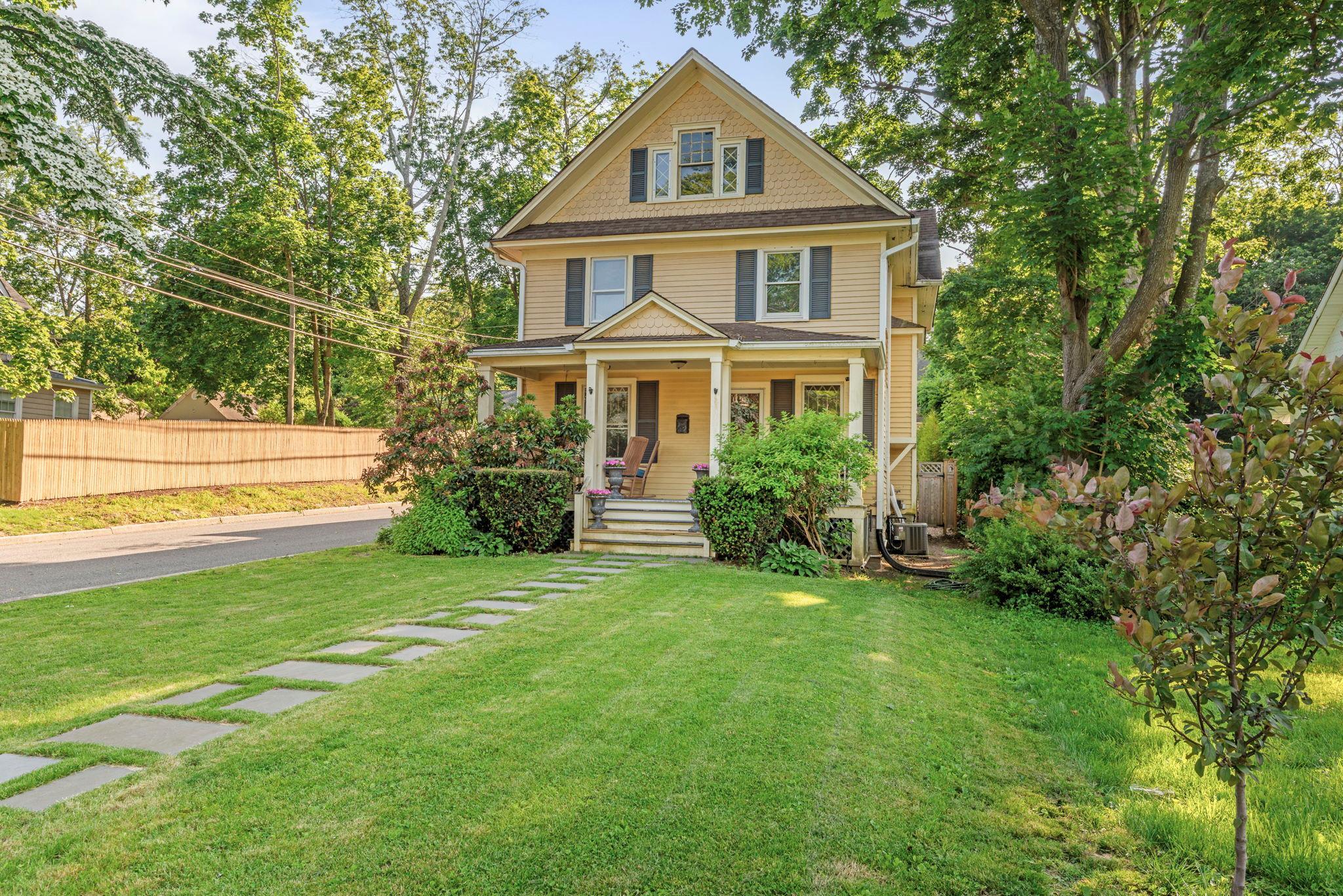 Single Family Neck  Suffolk County, NY 11743, MLS-873959-2