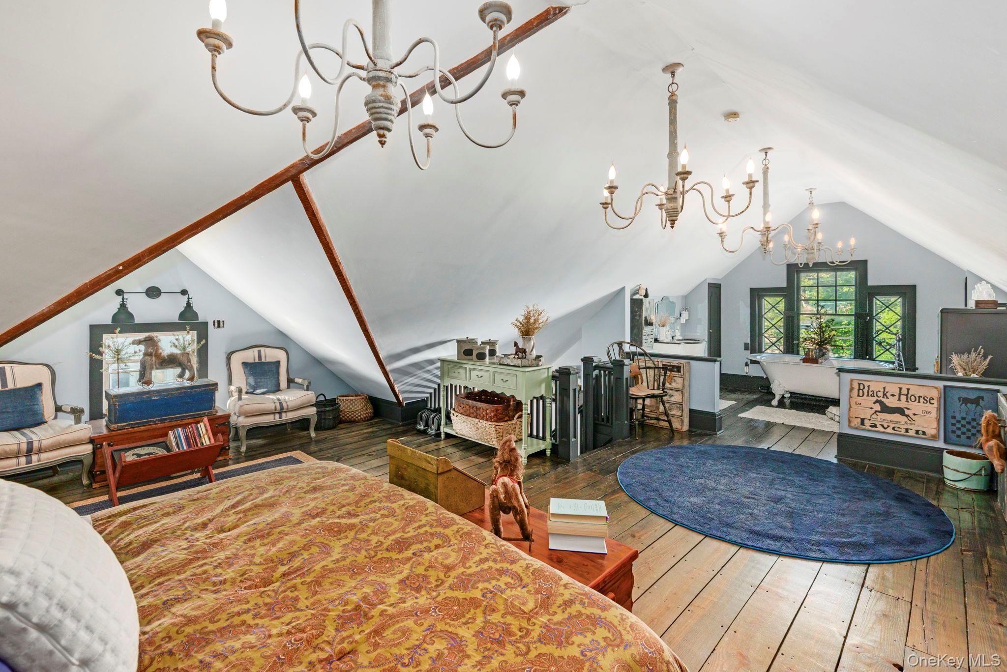 Single Family Neck  Suffolk County, NY 11743, MLS-873959-36