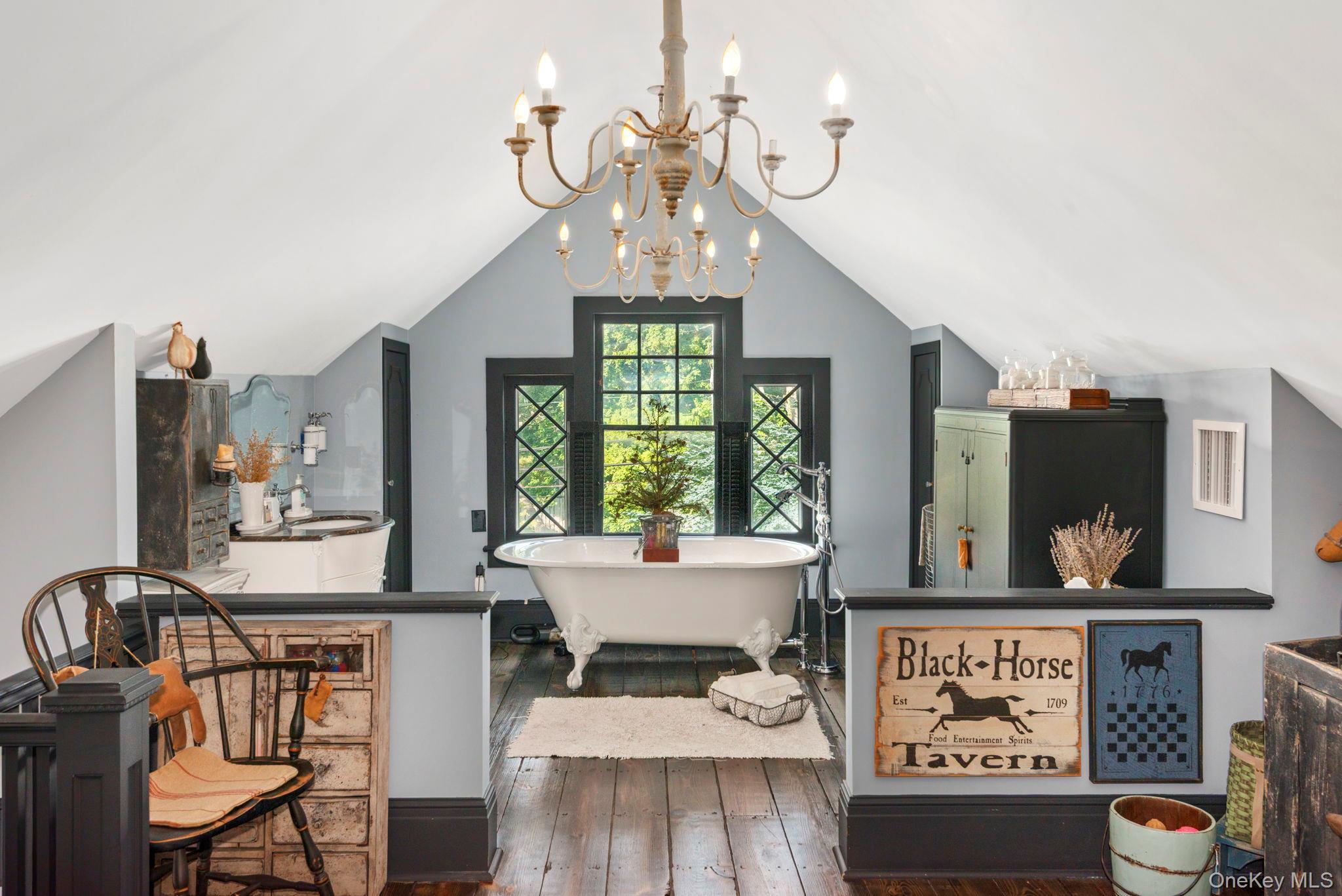 Single Family Neck  Suffolk County, NY 11743, MLS-873959-37