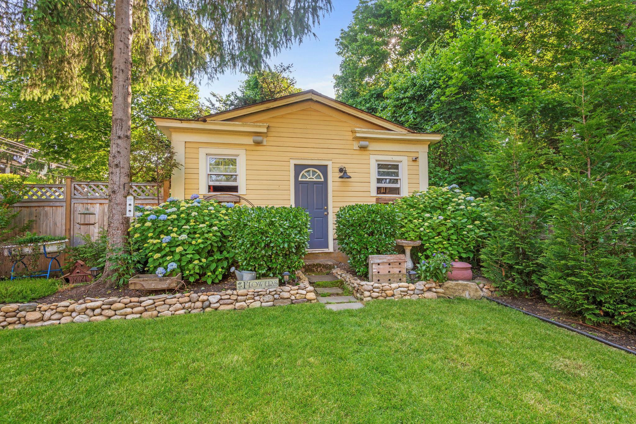Single Family Neck  Suffolk County, NY 11743, MLS-873959-7