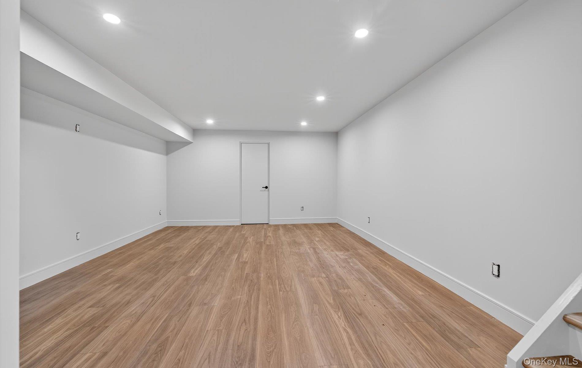 Single Family Windemere Nassau County, NY 11797, MLS-873976-34