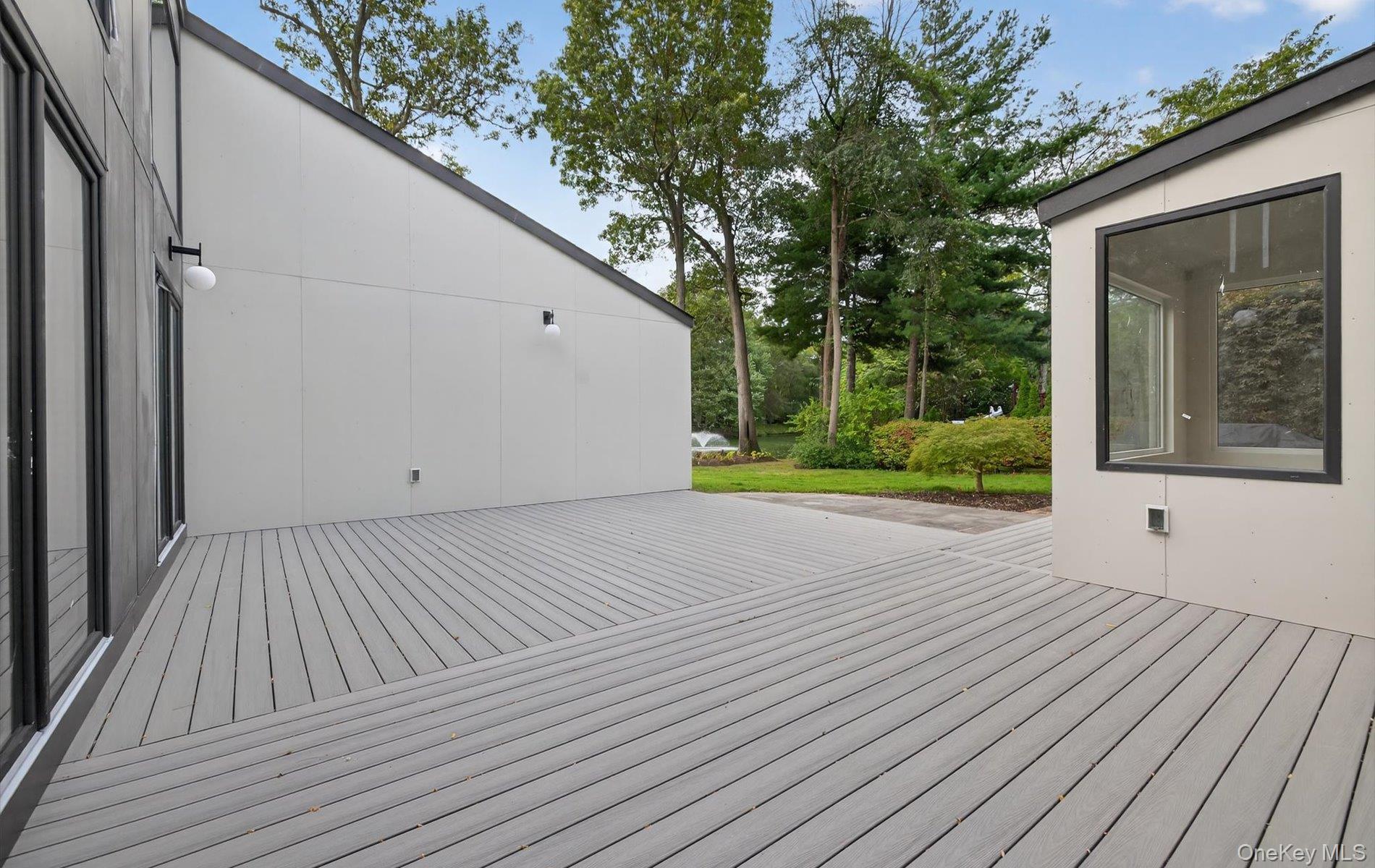 Single Family Windemere Nassau County, NY 11797, MLS-873976-37