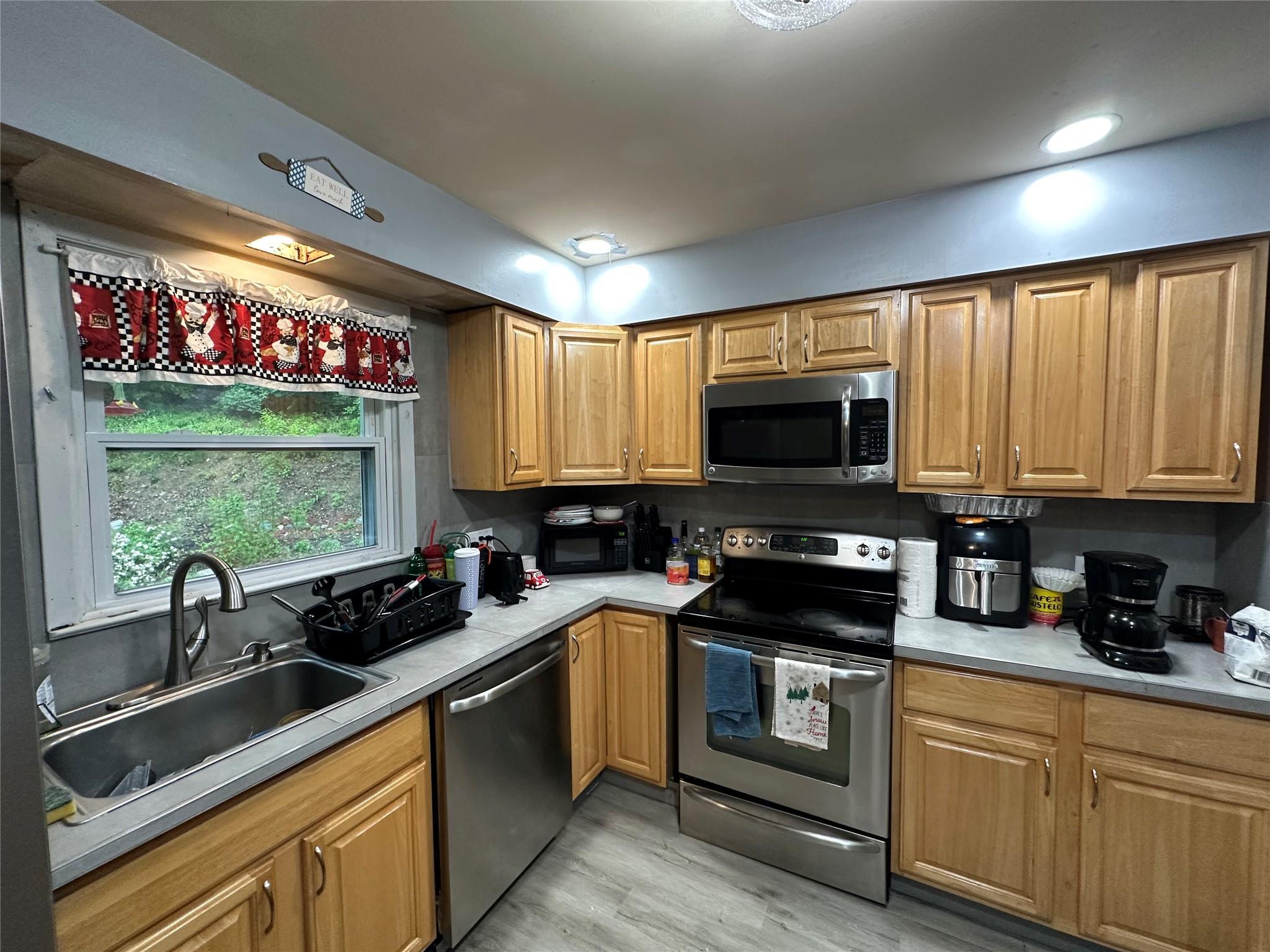Single Family Hennig  Ulster County, NY 12566, MLS-873993-6