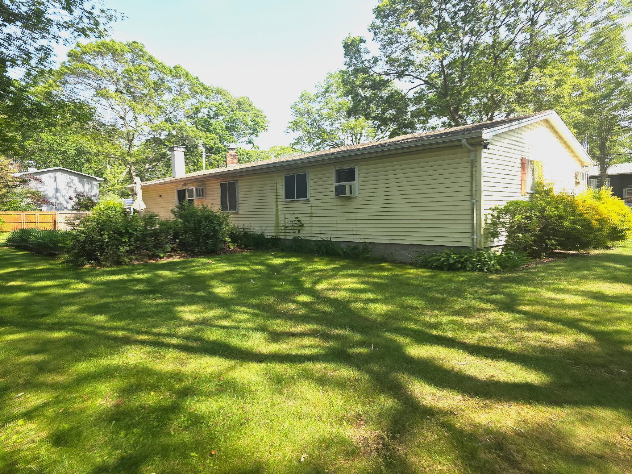 Single Family Crestwood  Suffolk County, NY 11967, MLS-873997-16