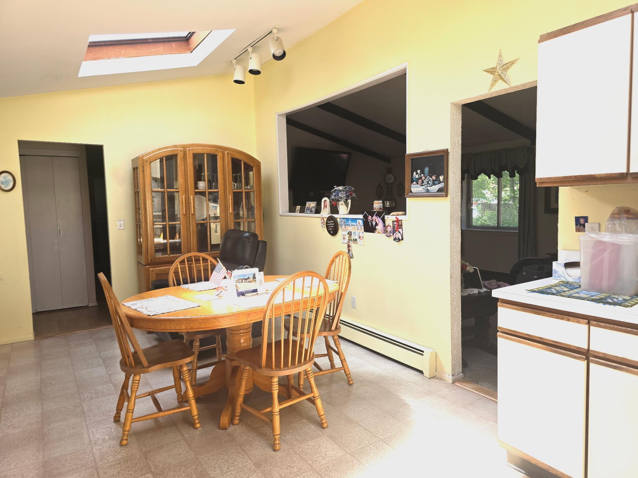 Single Family Crestwood  Suffolk County, NY 11967, MLS-873997-7