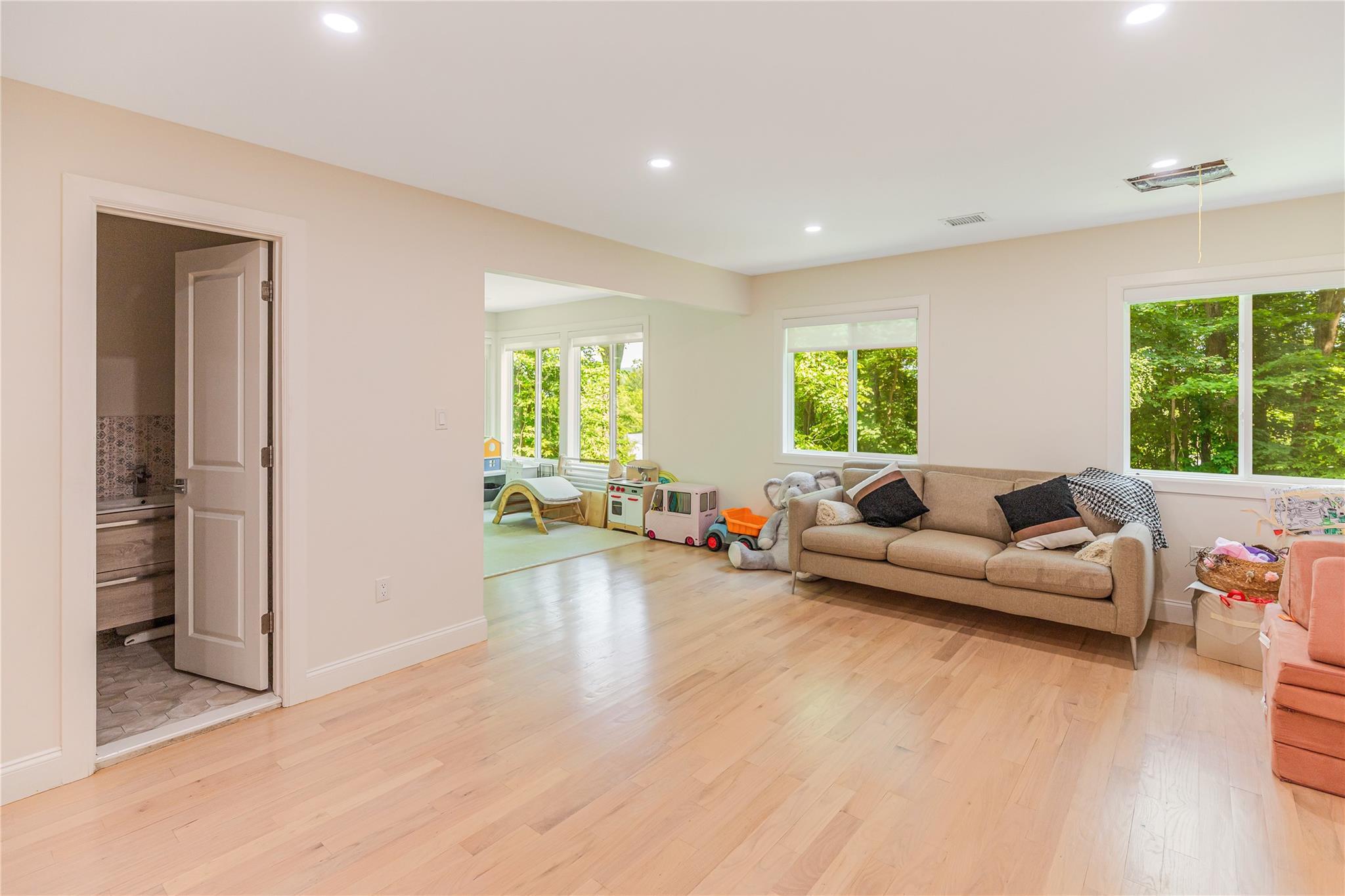 Single Family Winesap  Rockland County, NY 10952, MLS-874002-32