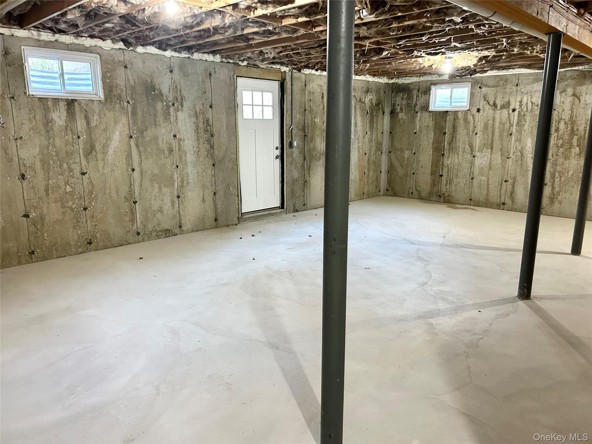 Single Family 10th  Suffolk County, NY 11779, MLS-874004-15