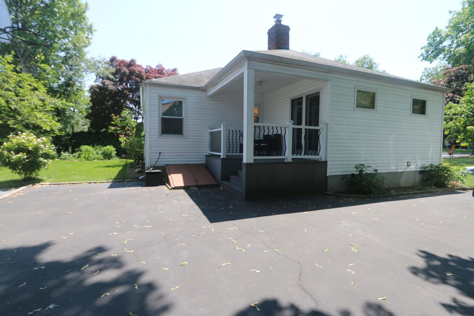Single Family Greenway  Nassau County, NY 11040, MLS-874009-18