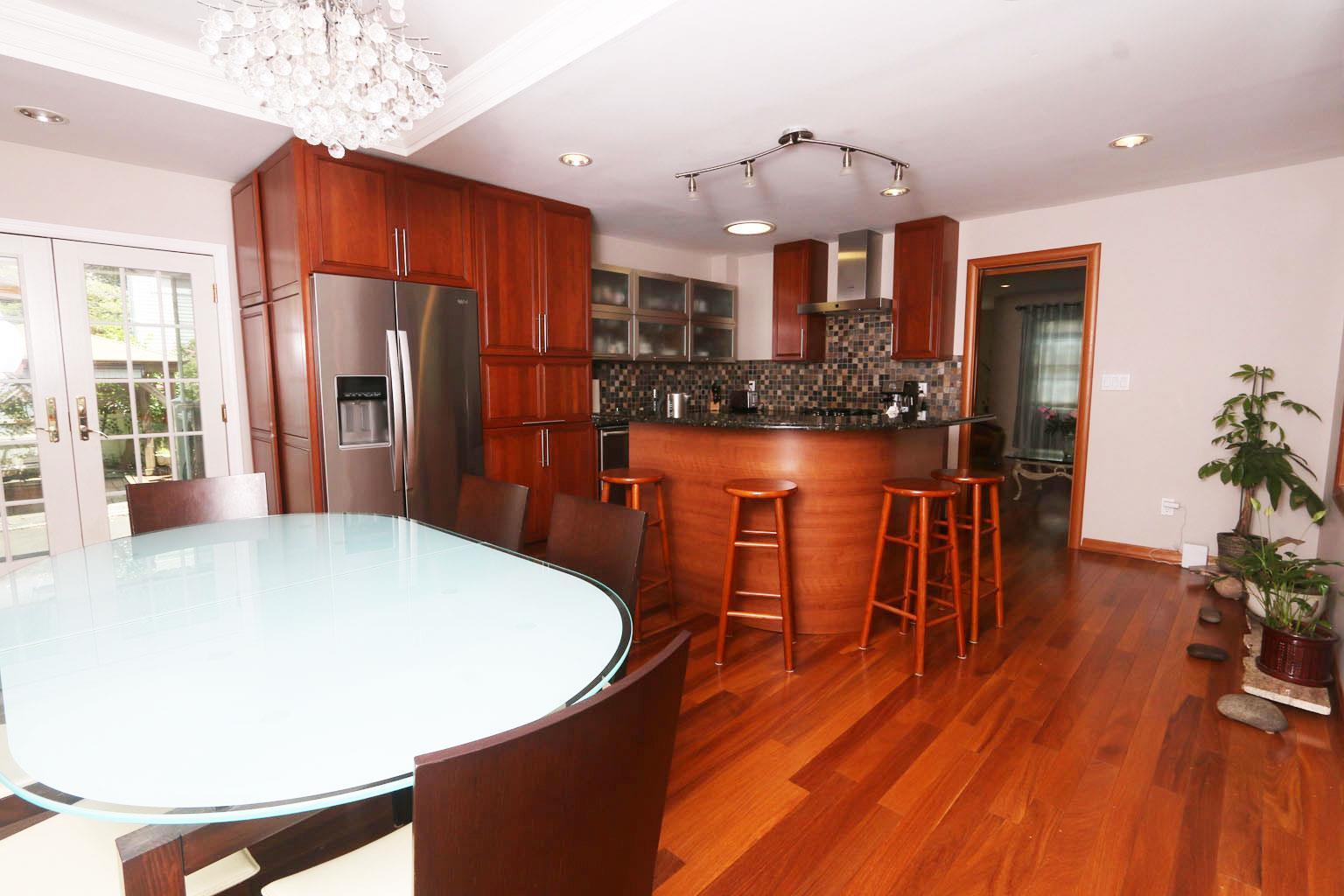 Single Family Greenway  Nassau County, NY 11040, MLS-874009-6
