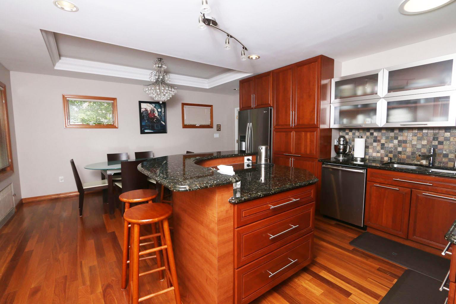 Single Family Greenway  Nassau County, NY 11040, MLS-874009-7