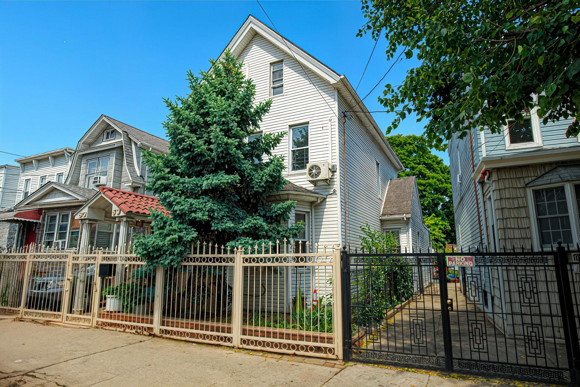 Single Family 87th  Queens, NY 11421, MLS-874012-2