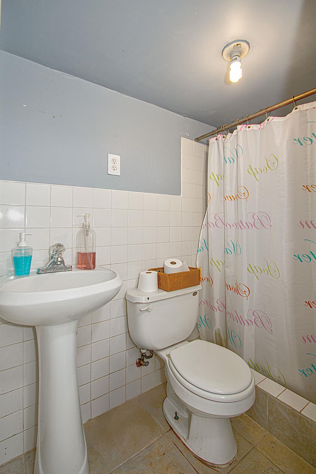 Single Family 87th  Queens, NY 11421, MLS-874012-20