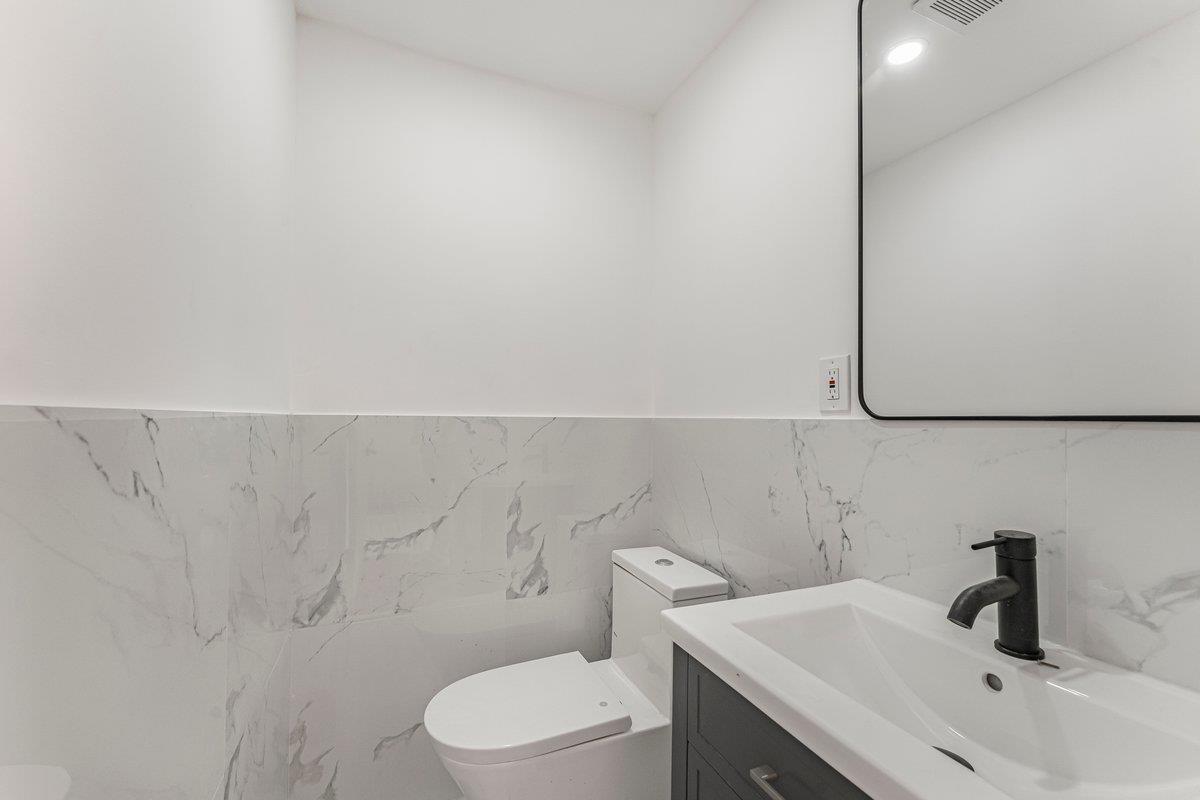 Single Family Avenue M  Brooklyn, NY 11234, MLS-874024-18