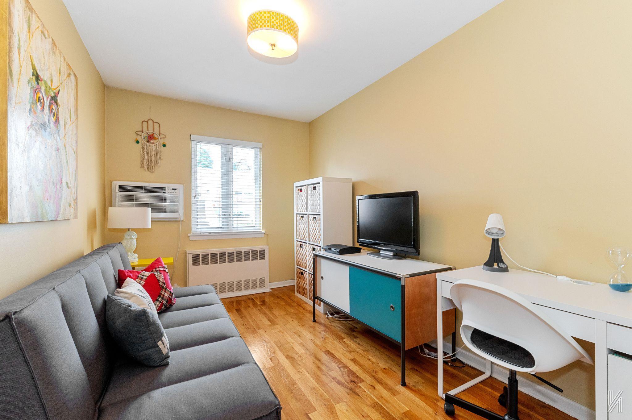 Single Family Eliot  Queens, NY 11379, MLS-874060-10