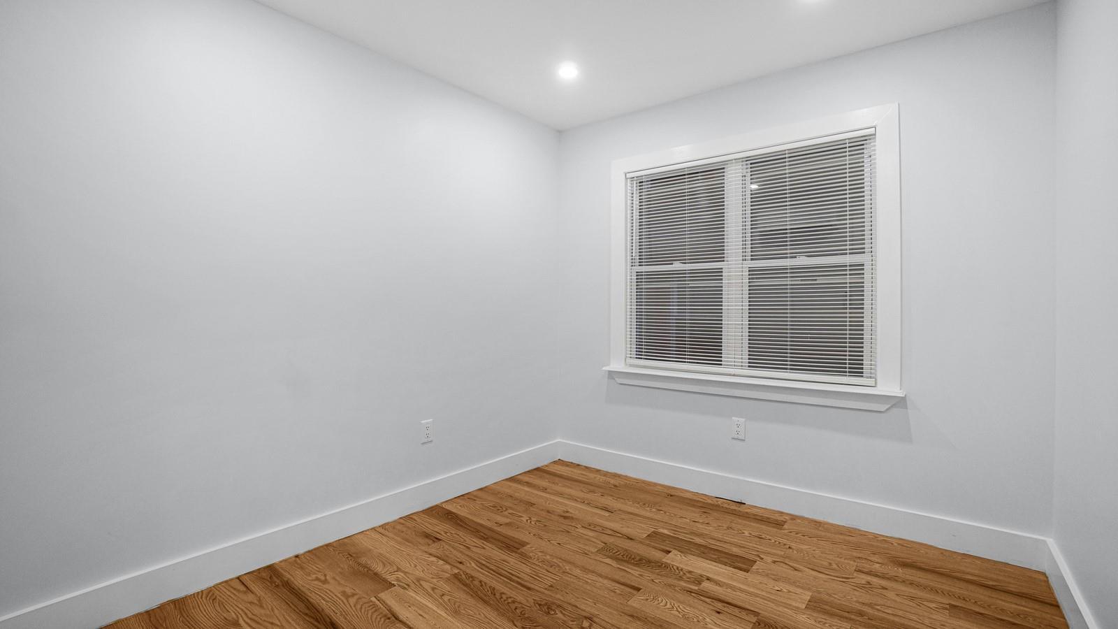Single Family Murdock  Bronx, NY 10466, MLS-874070-16